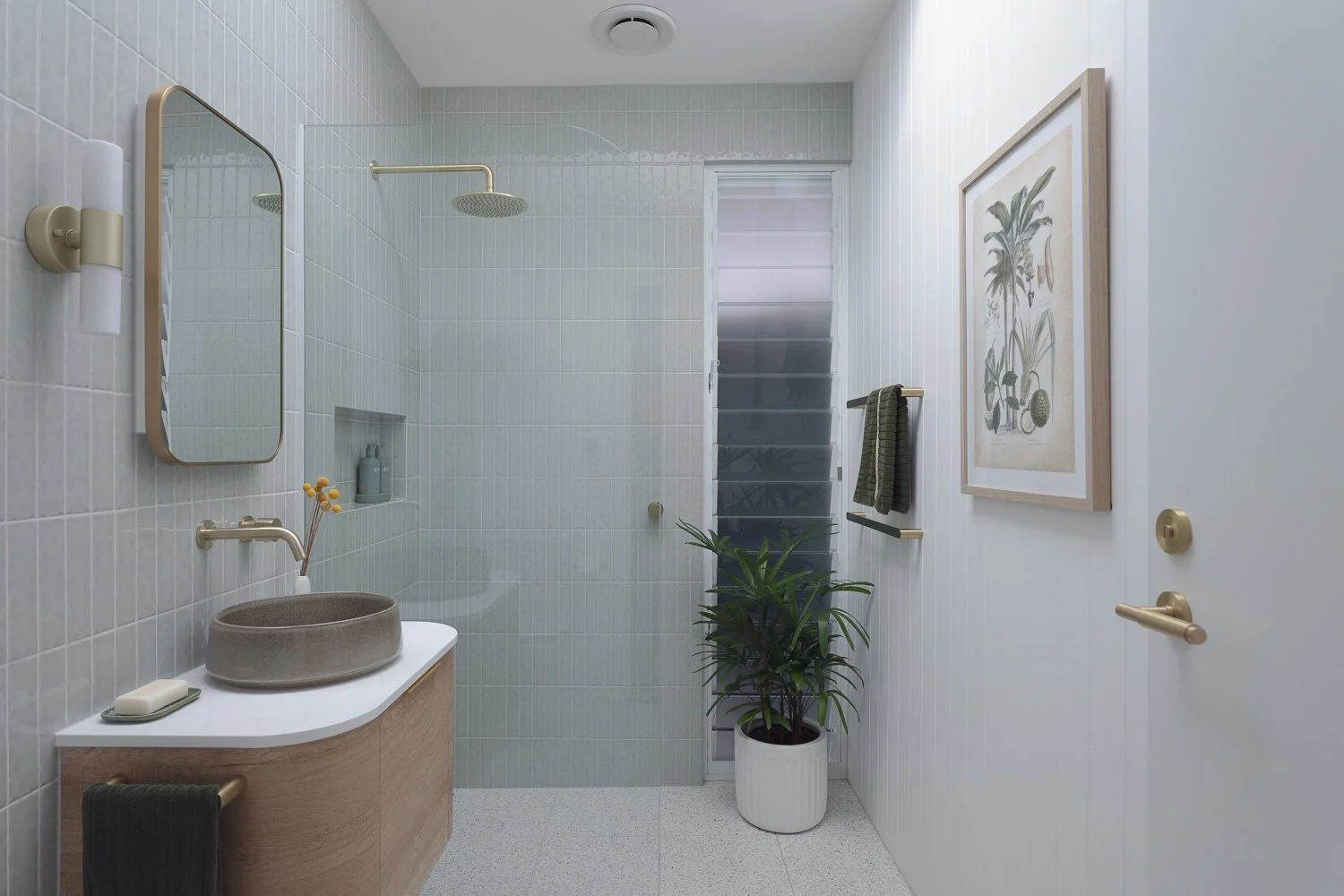 Elliot Avenue Bathroom