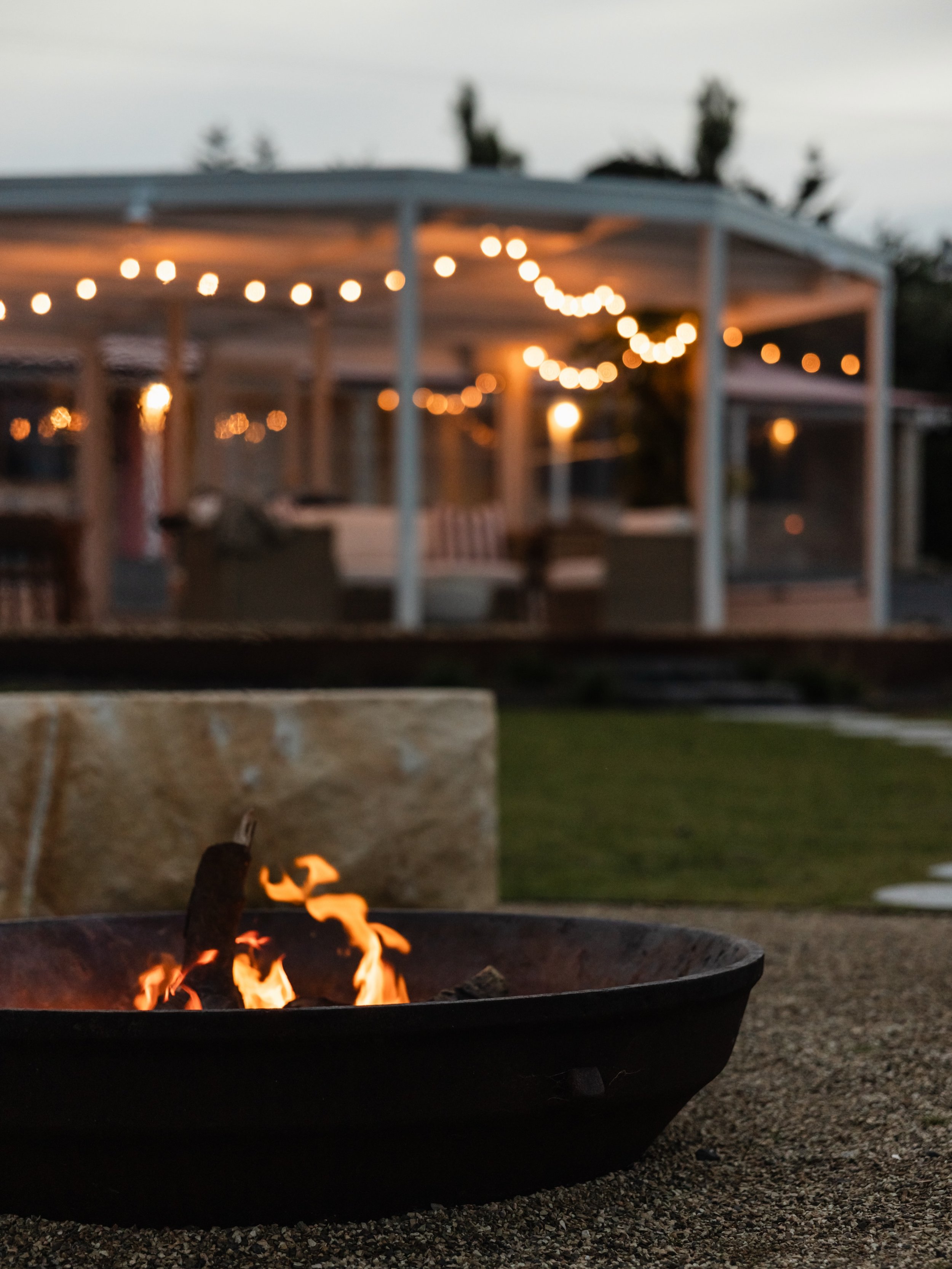 As the day winds down, The fire comes to life 🔥 

#amadiyaportarthurvillas #portarthurtasmania