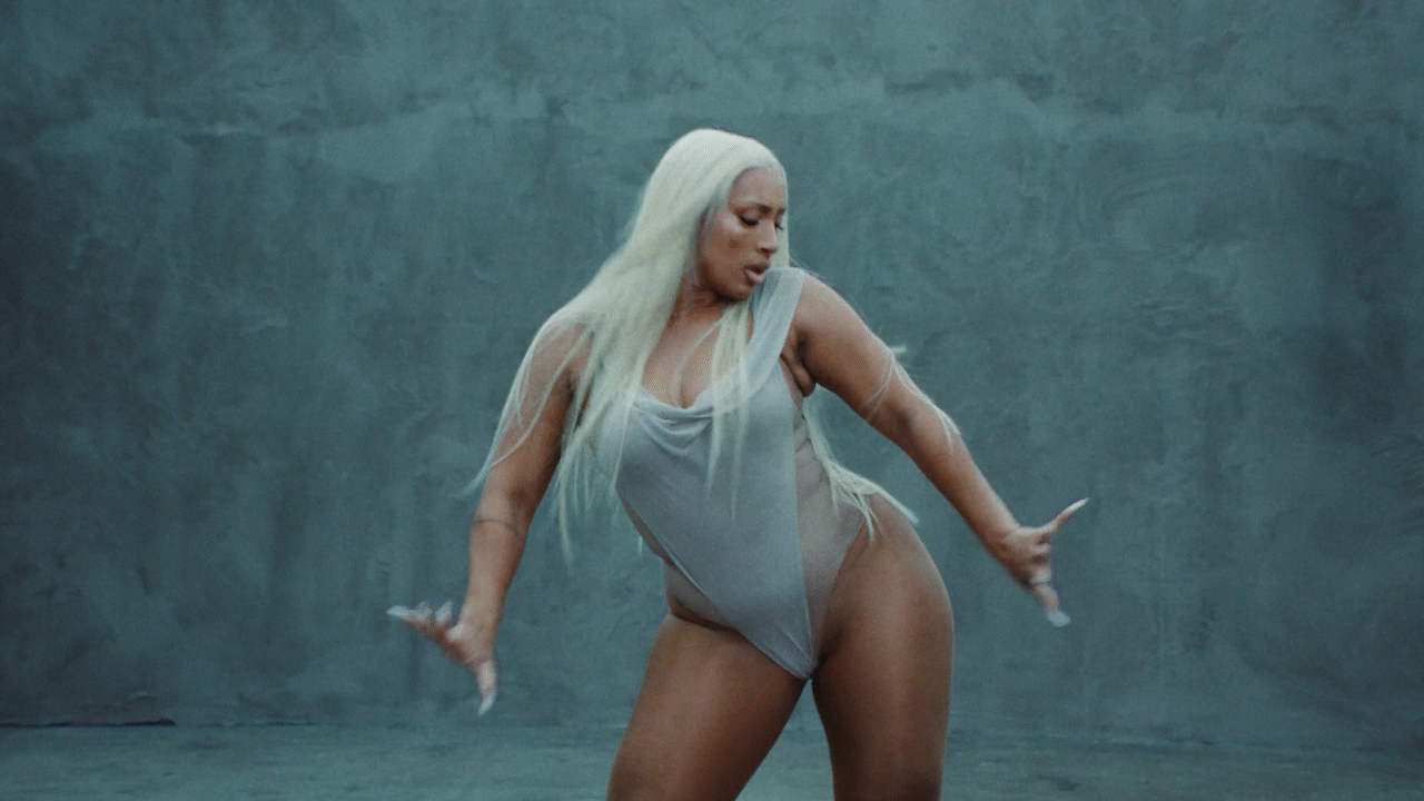 Naomi Sharon - Miss That