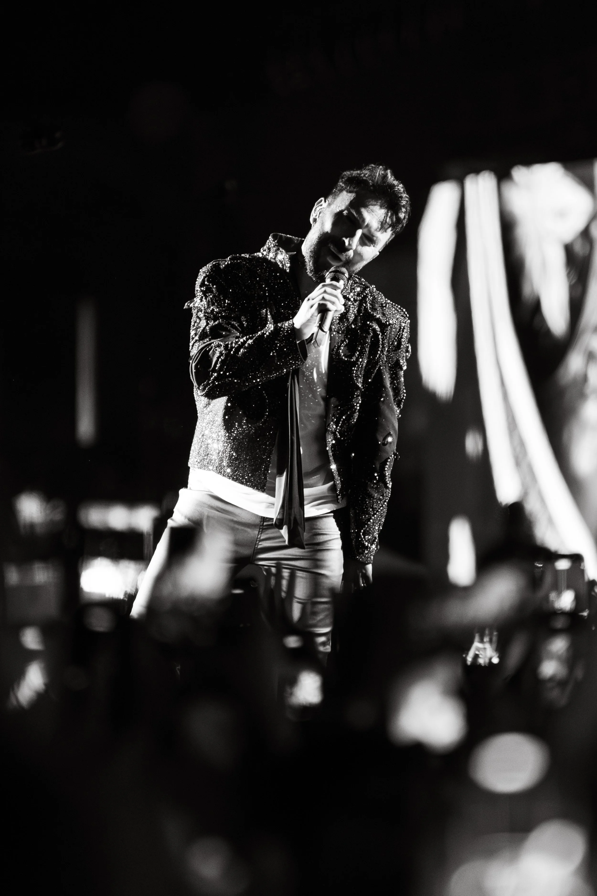 MST03056-BMORE-Tarkan.jpg