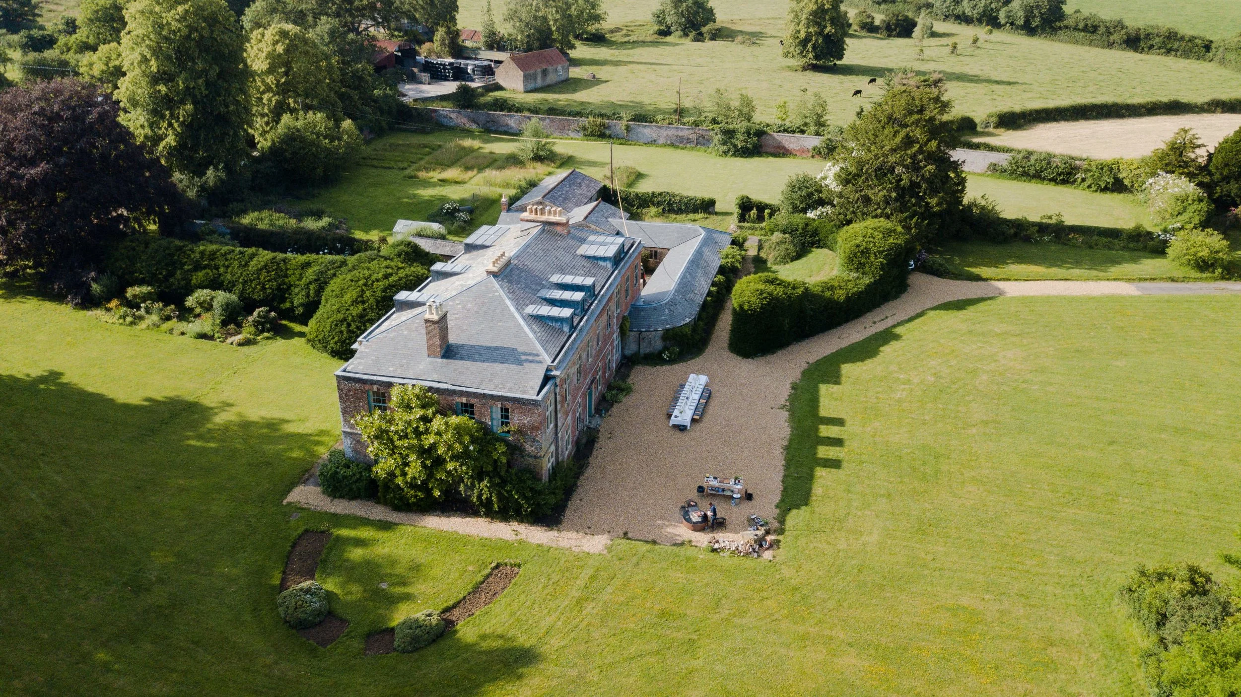 roundhill-grange-aerial-view.jpg