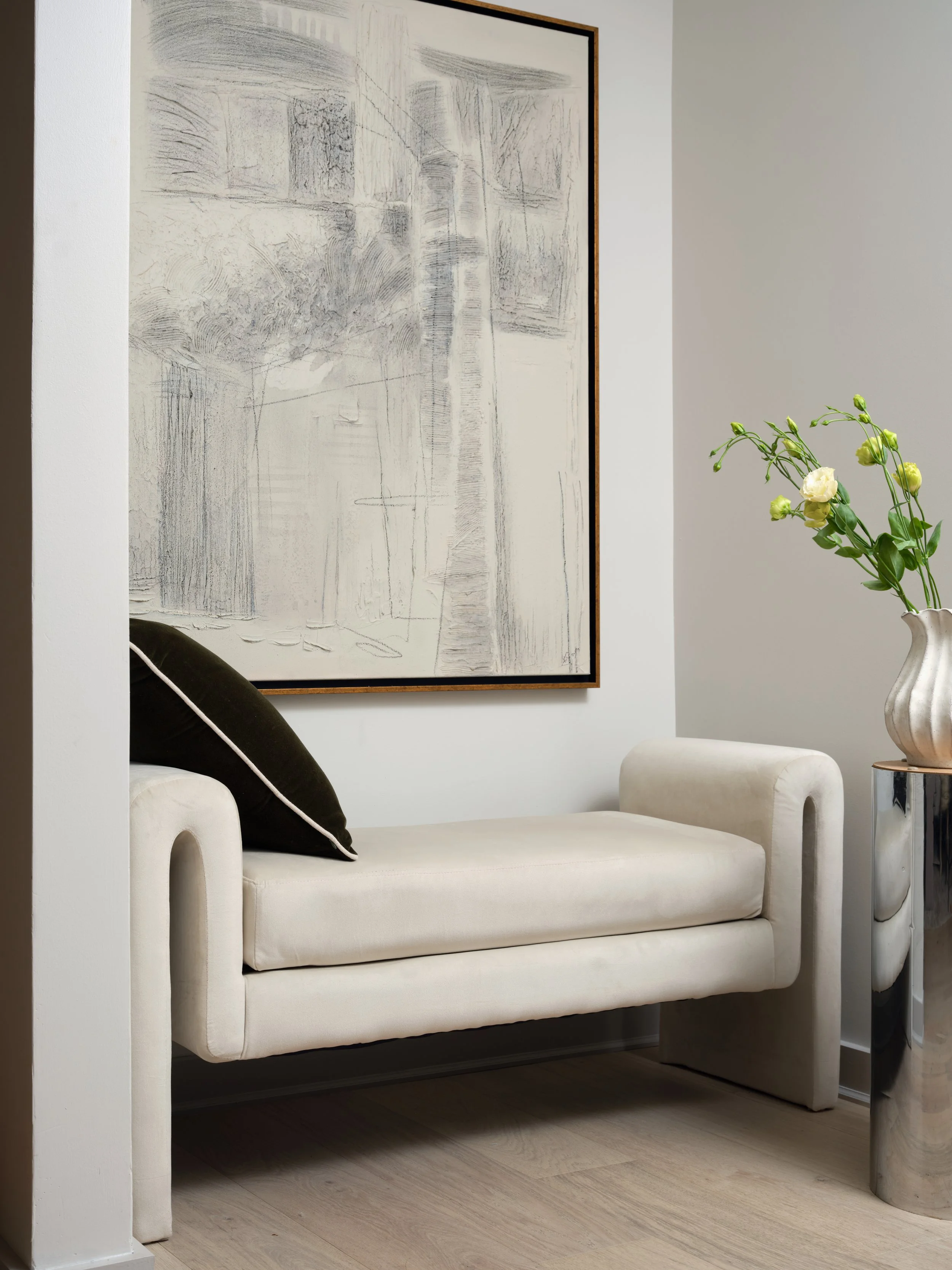 VKD_GREENWICH_DENTAL_STUDIO_WAITING_AREA.jpg
