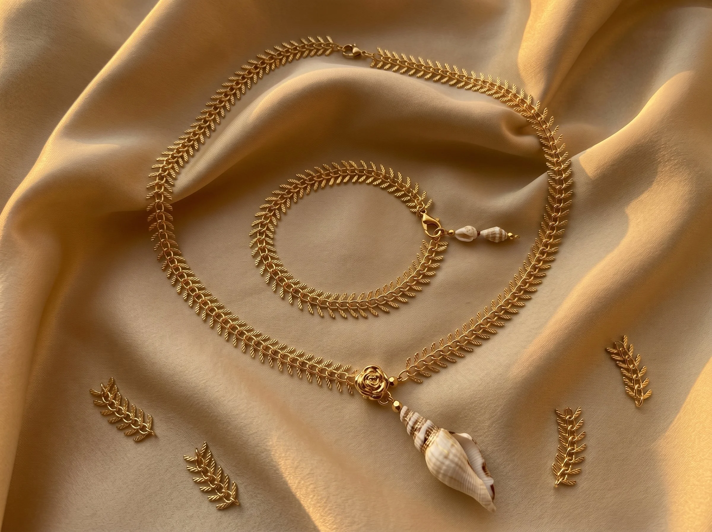 Fishtail Gold-Plated Necklace & Bracelet Set