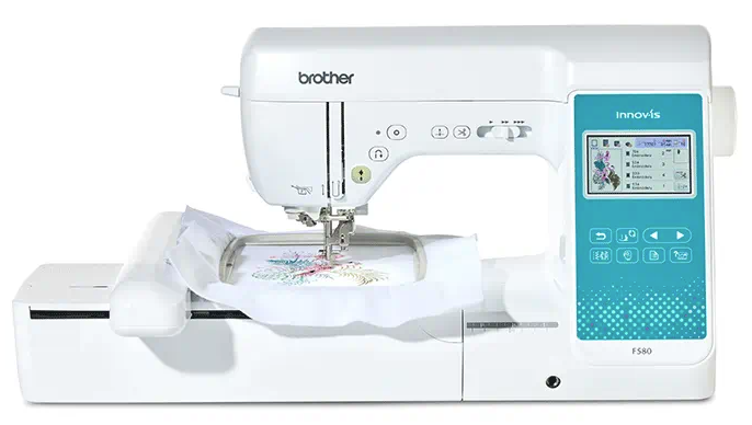 Stafræn Útsaumsvél