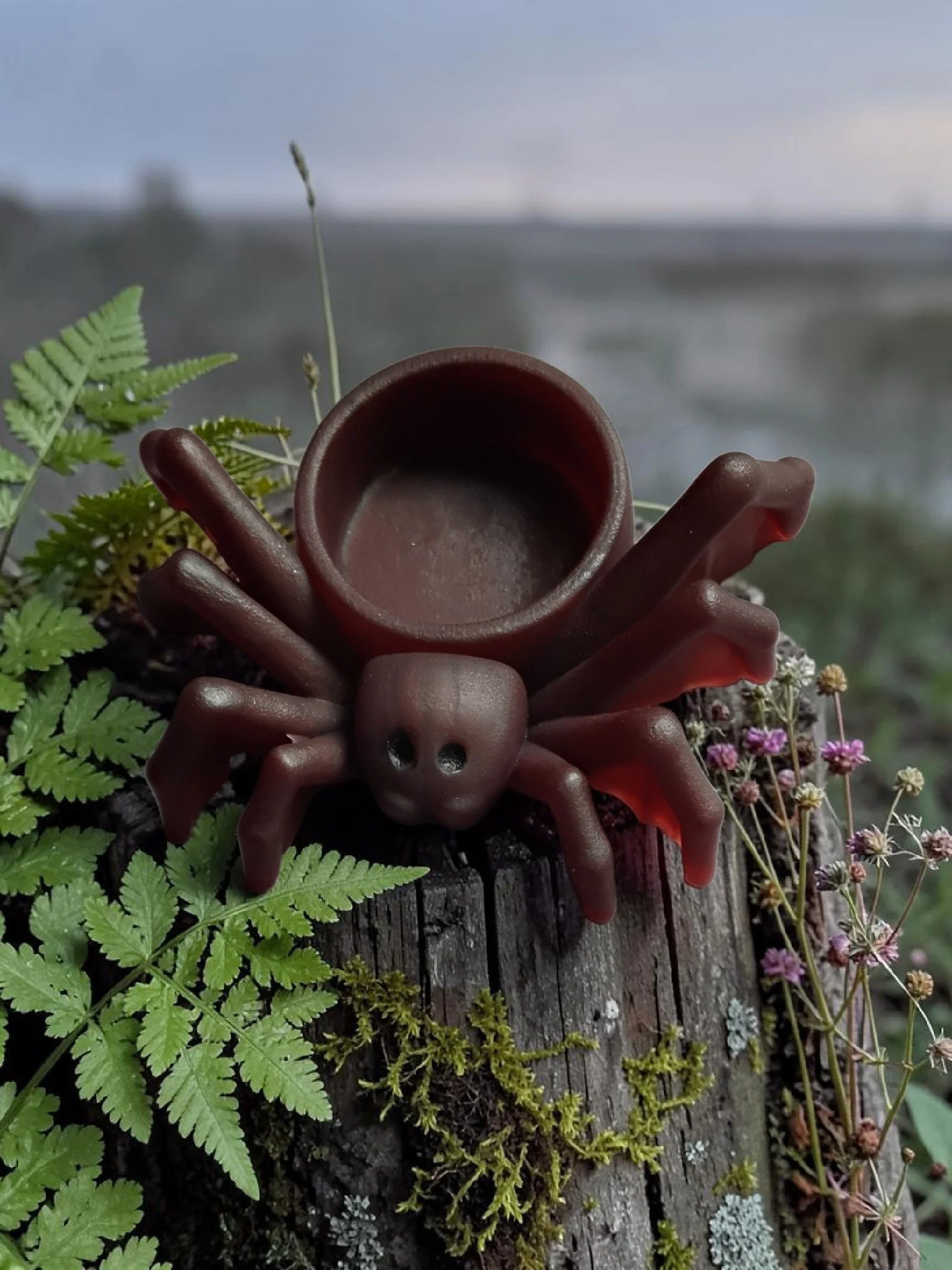 Creepy-Cute Spider Resin Tealight Holder
