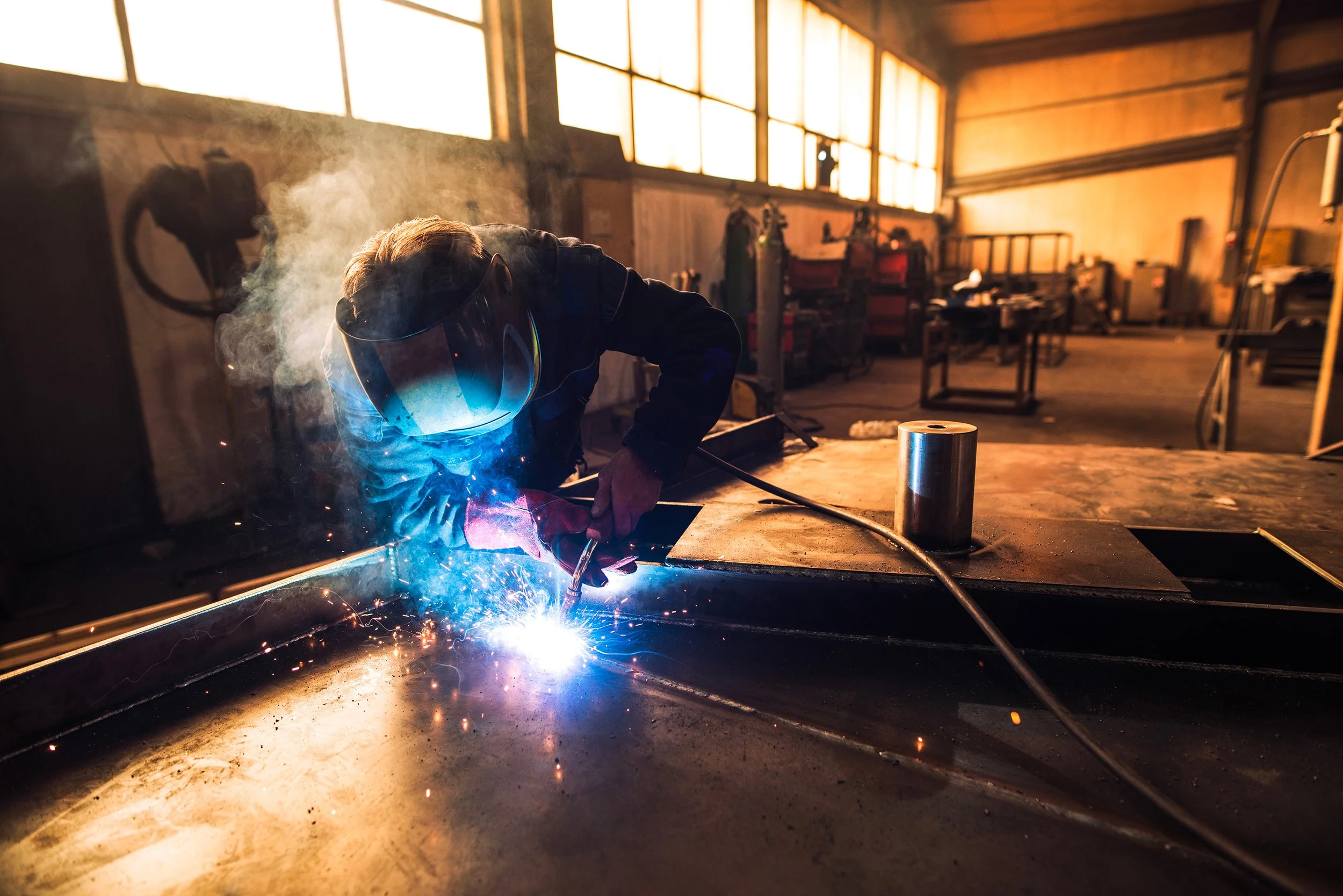   PRECISION CUTTING  
Plasma, oxy-fuel and angle cutting to exact specifications across a wide range of steel grades and thicknesses. 