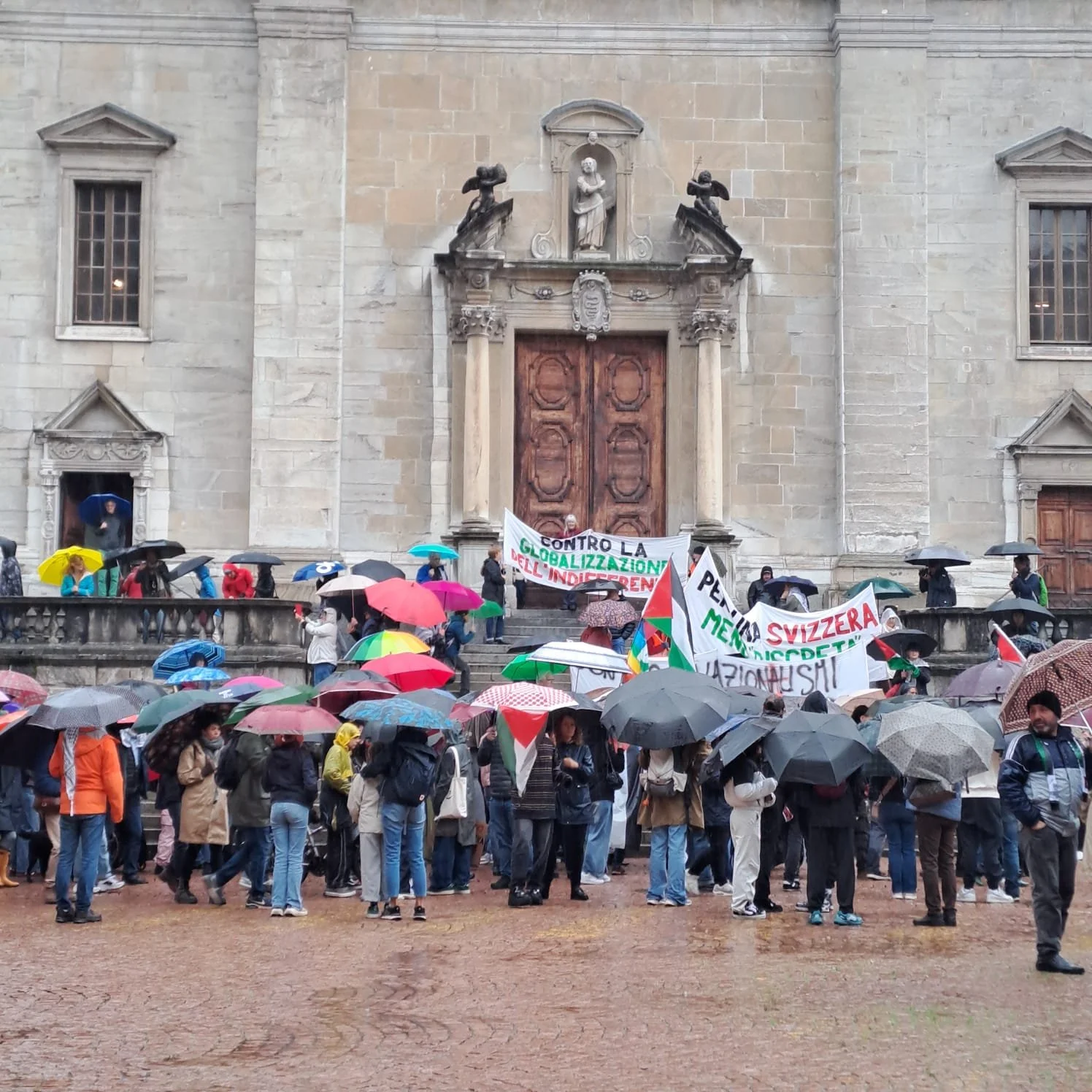 Manifestazione Decentralizzata