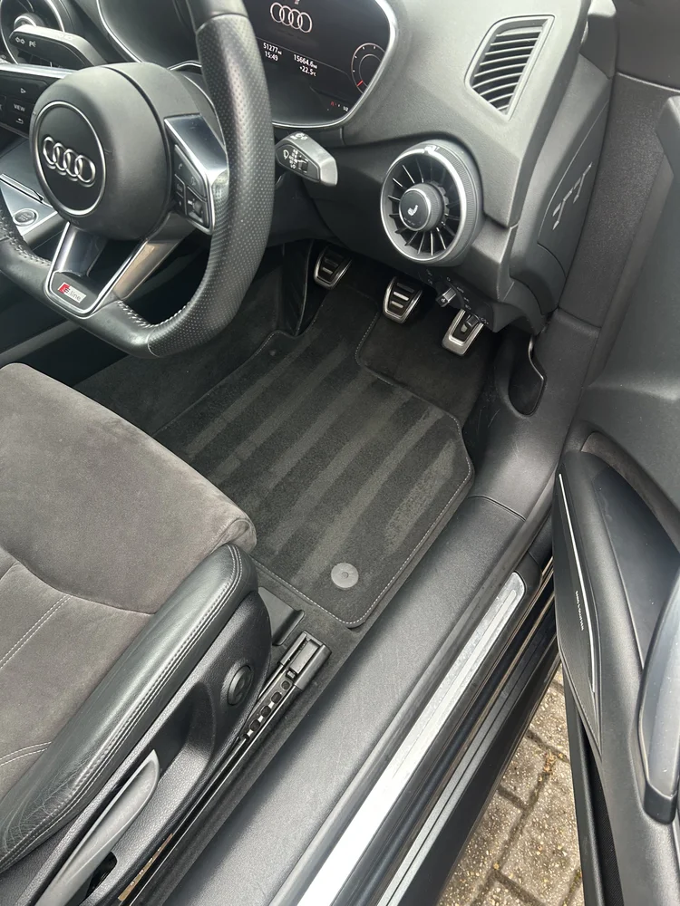 ZUS Car Detailing work in London