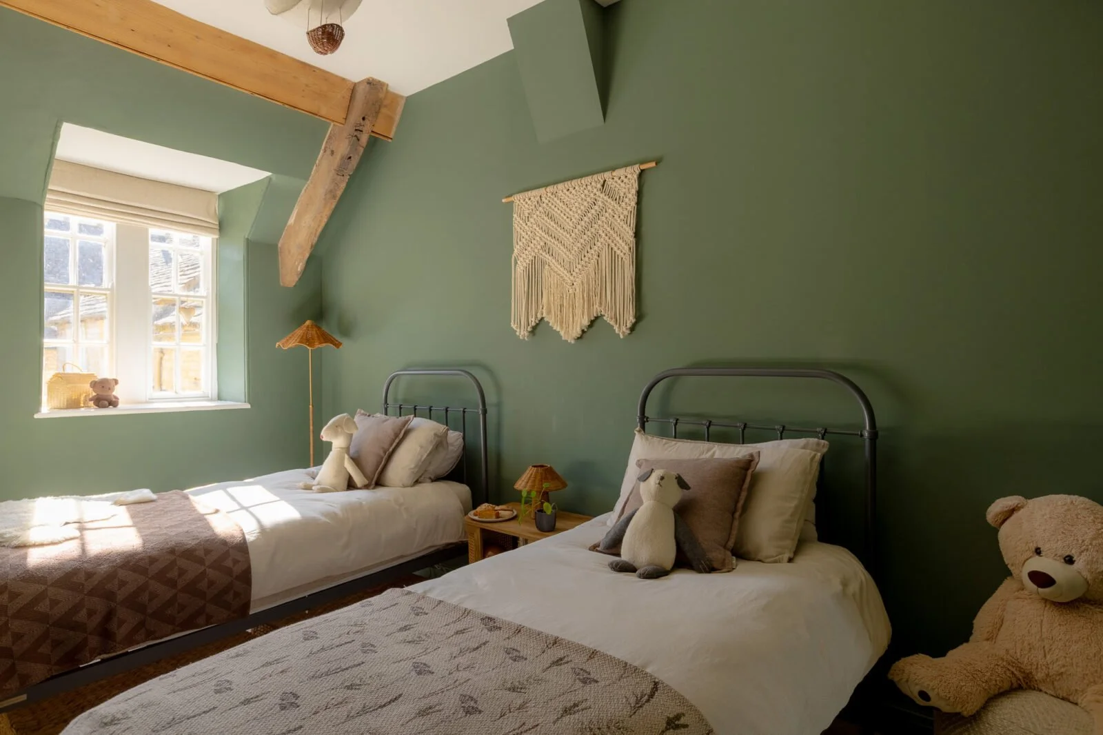 SS_Bear_Court_Cottage_033-1-1600x1066.jpg