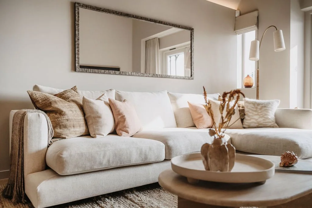 Copy of KINDLY Fowey Townhouse Living Room14.jpg