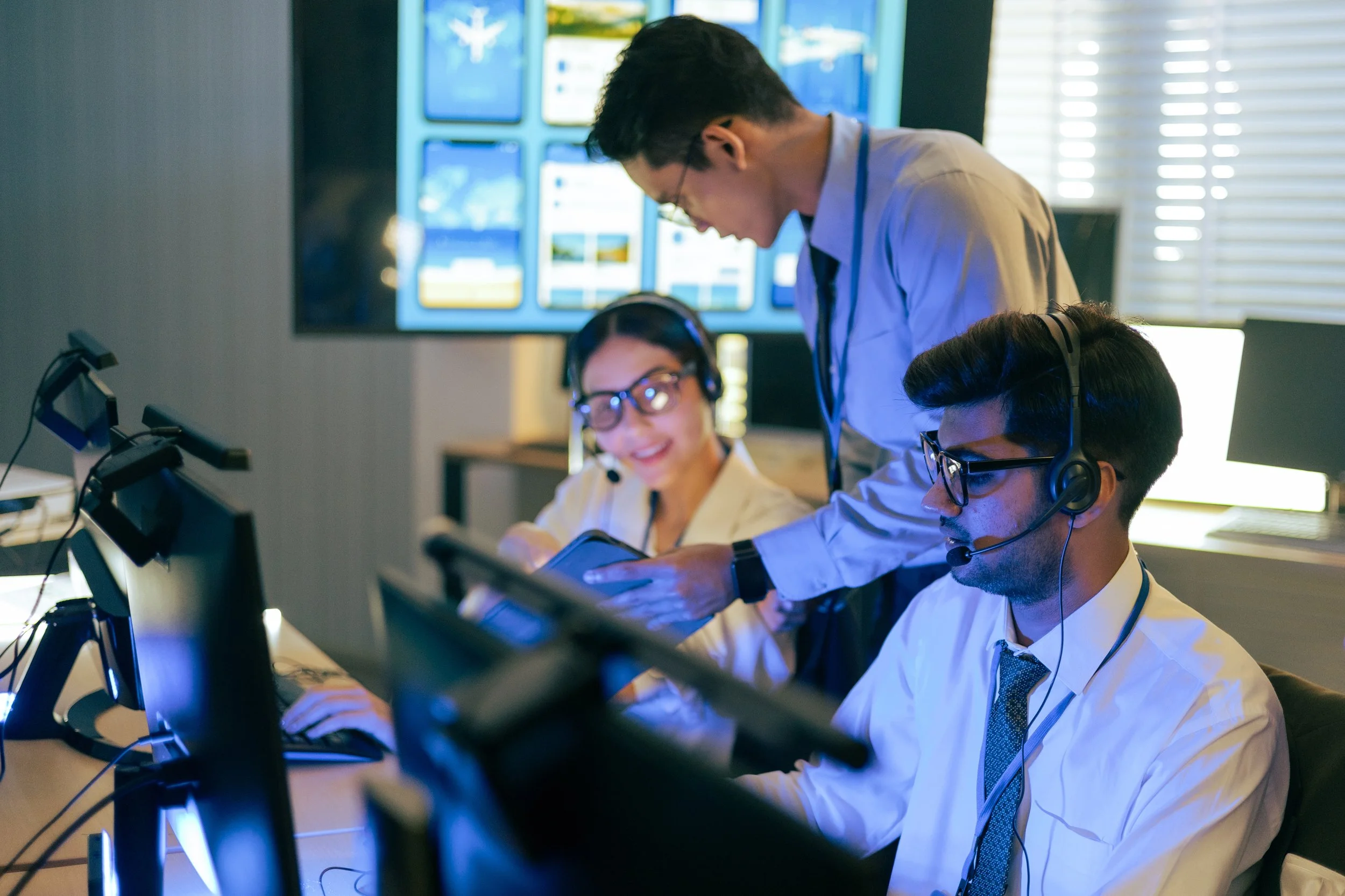 Can you customise digital workers to match your company’s professional tone?