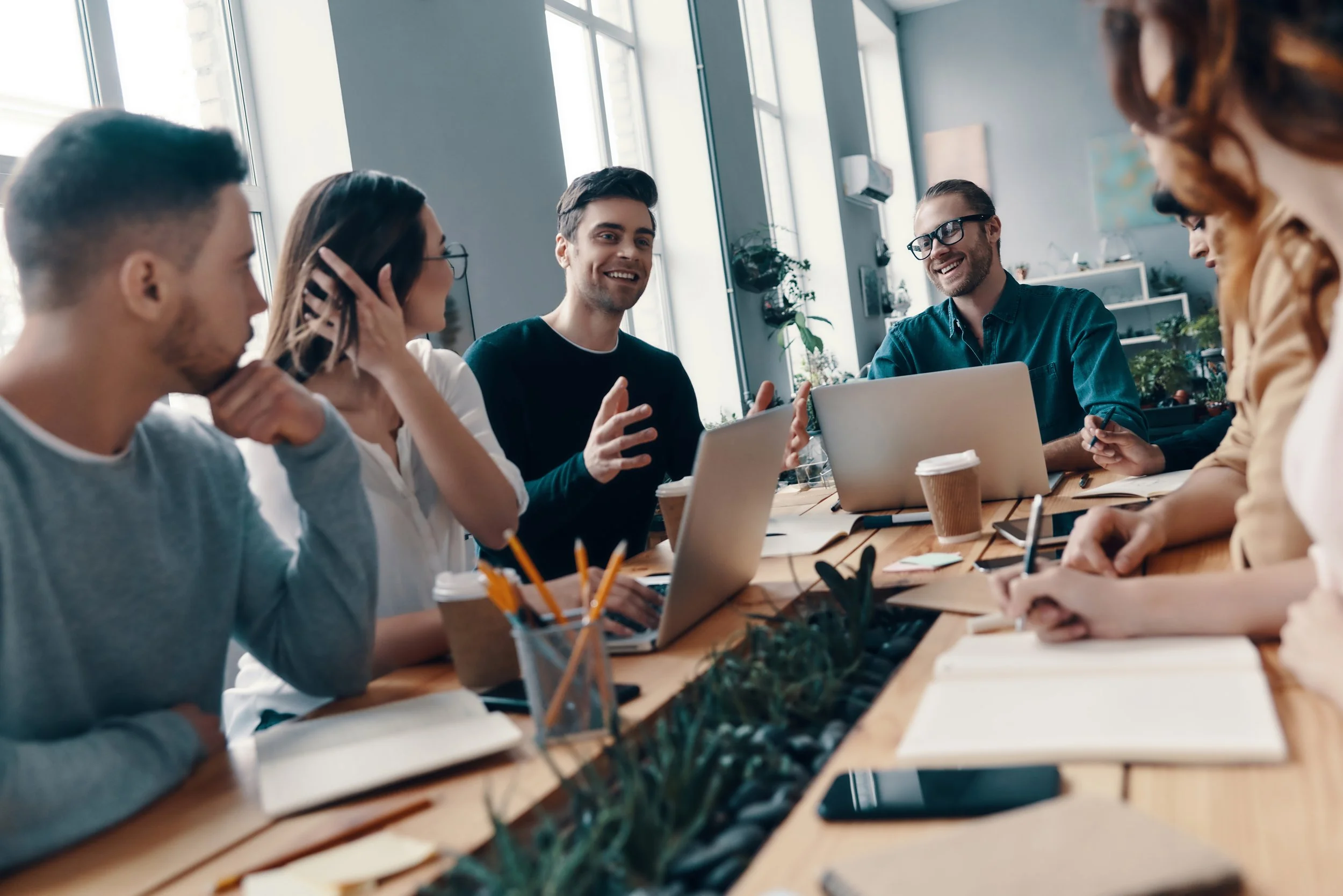 What are the best platforms for automating operational communication?