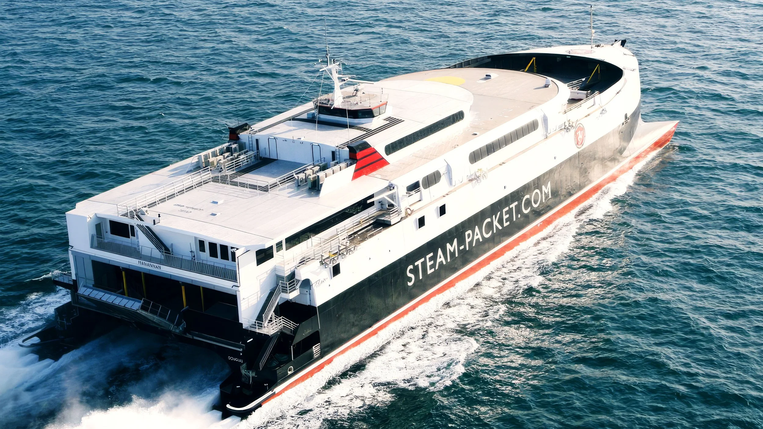 Manannan – From Warship to High-Speed Ferry