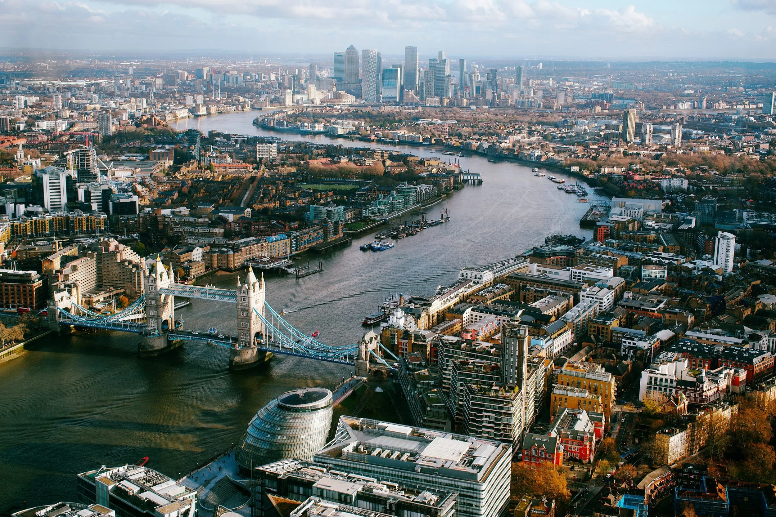 Houlder supports development of UK’s first hybrid fast ferry on Thames