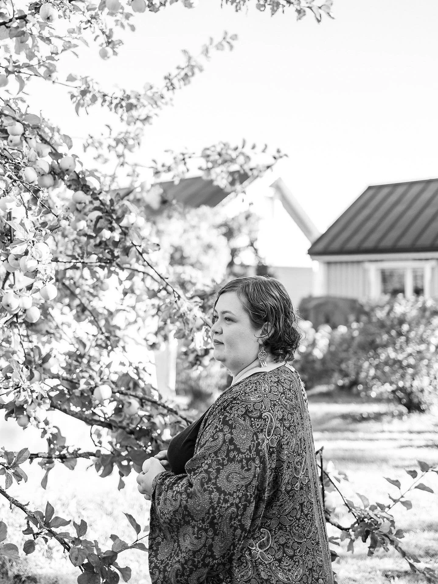 35 kierrosta auringon ymp&auml;ri, joista viimeisimm&auml;n koen erityisen merkitykselliseksi ☀️ tottakai el&auml;m&auml;ss&auml; on aikaisemminkin ollut merkityksellisi&auml; hetki&auml;, mutta viimeinen vuosi on vienyt minua eniten ytimeeni. Olen s