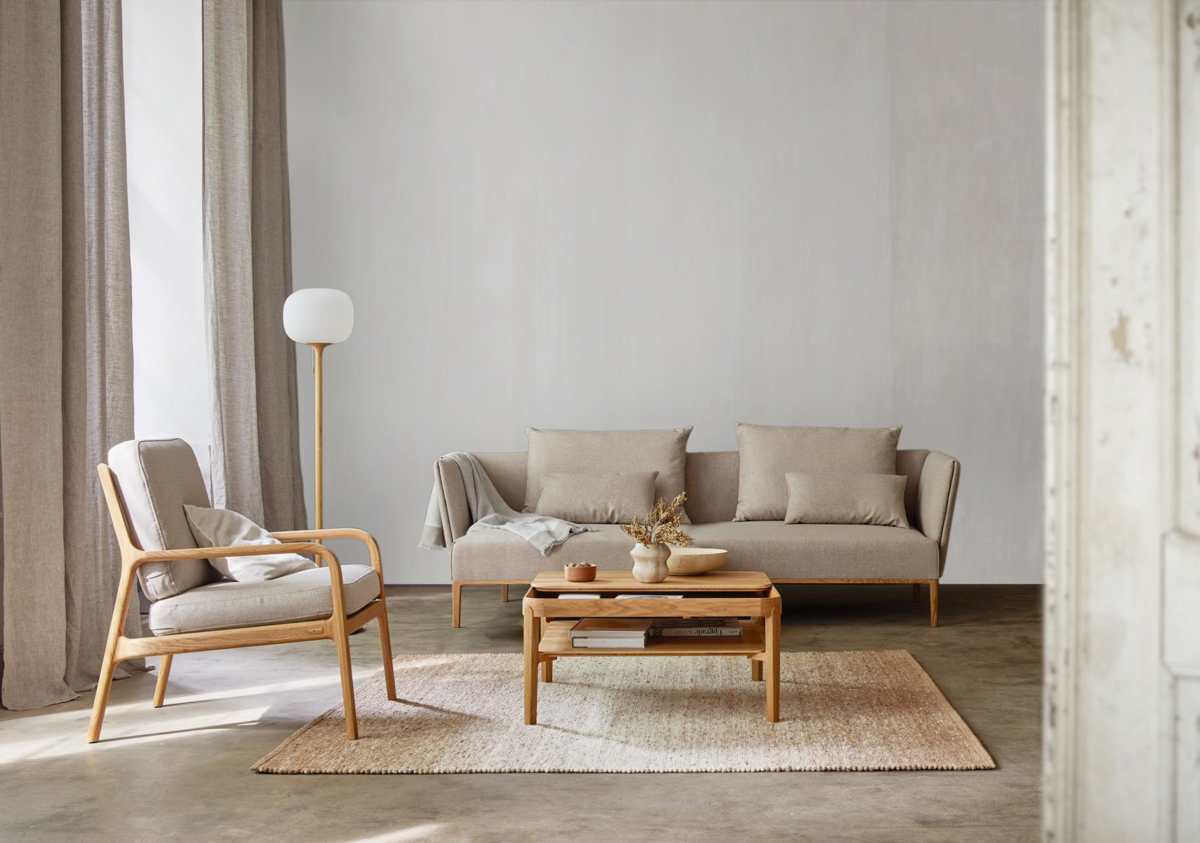 Sofa Inspiration – nachhaltiges Sofa von Grüne Erde mit natürlichen Materialien und zeitlosem Design.