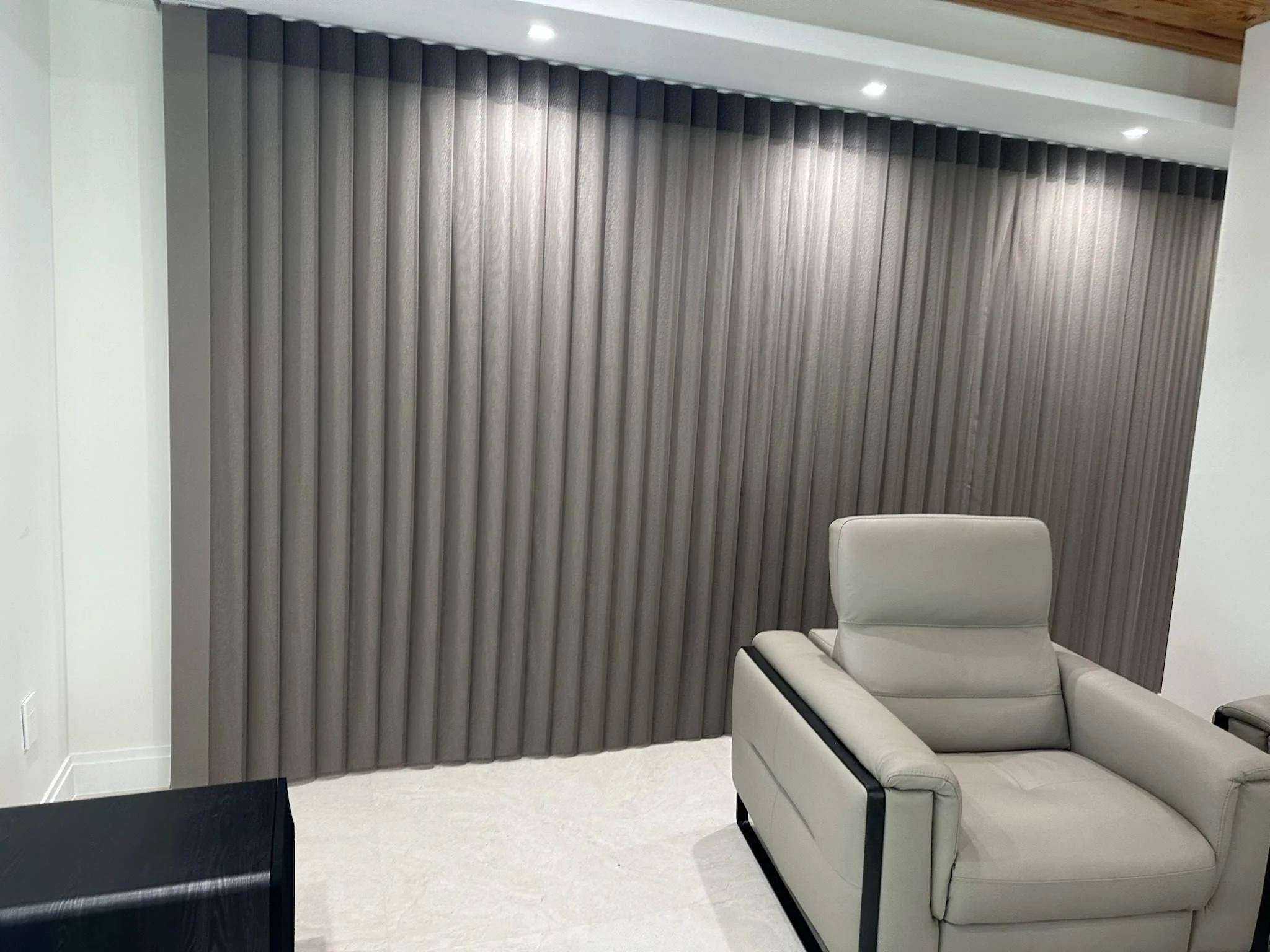 Smartdrape Shades-5-Jun 13 2025 06_31pm-BquG.jpg