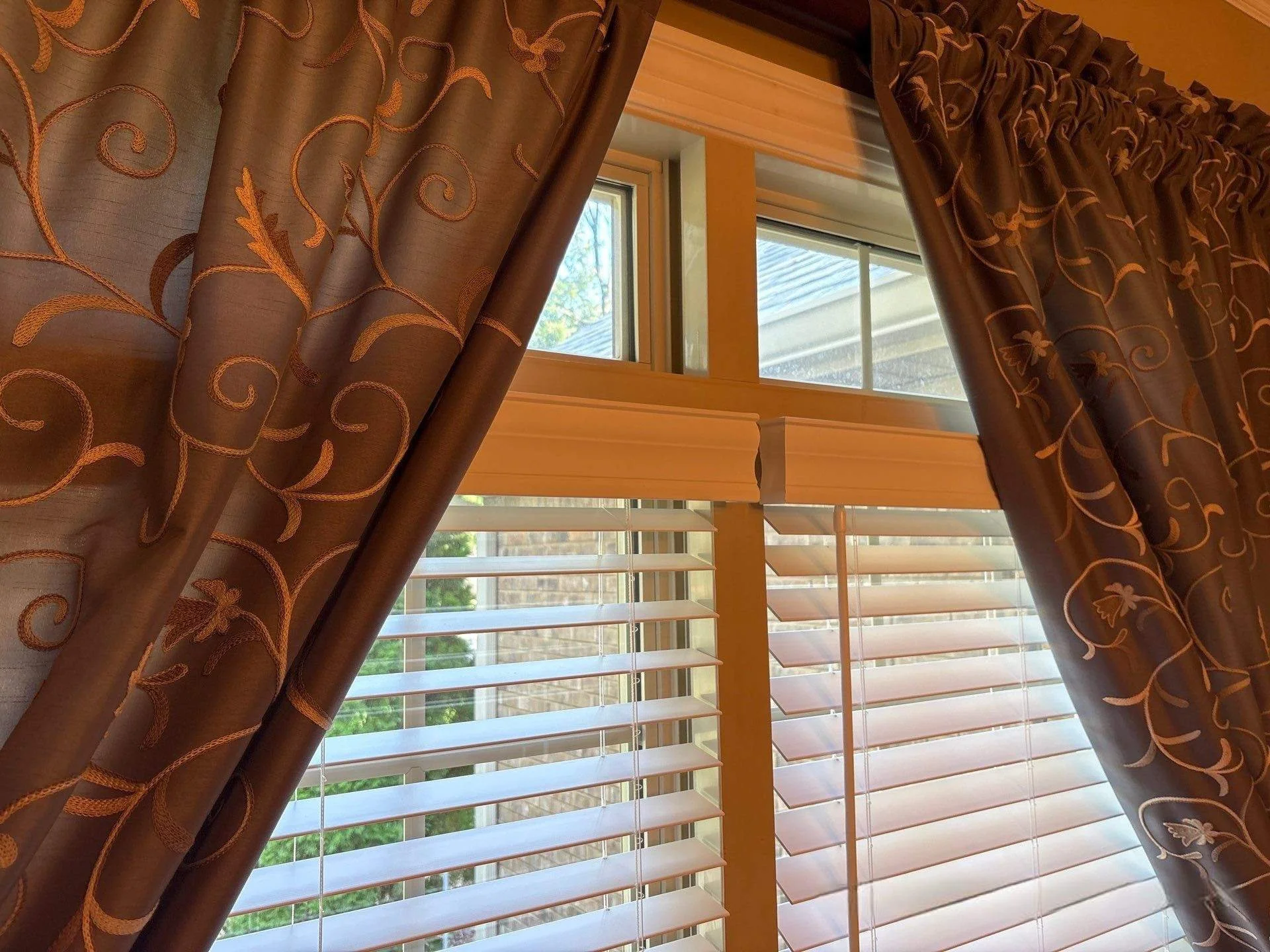 Blinds Faux Wood Blinds-10-Mar 12 2026 01_53pm-nDFs.jpg