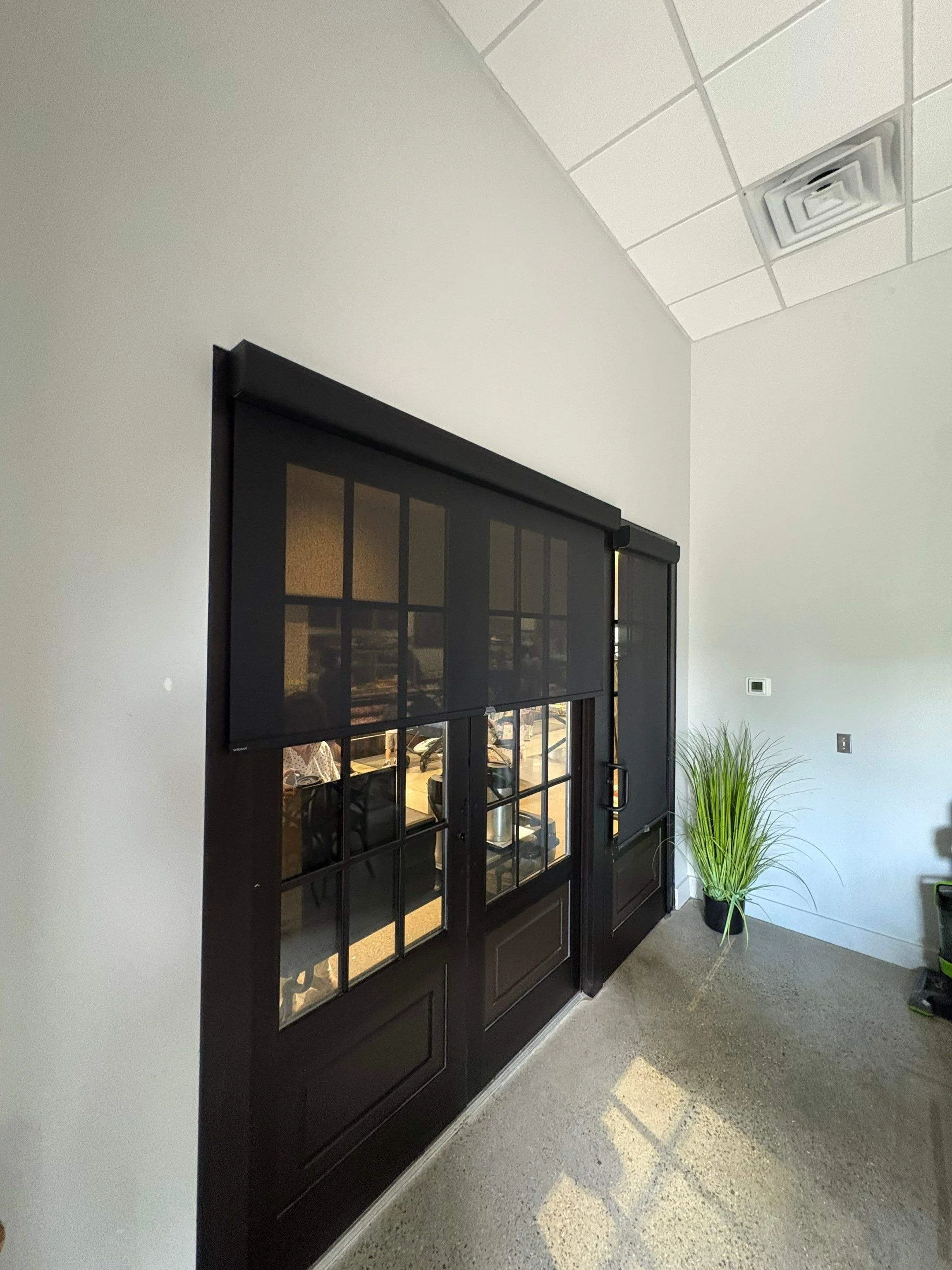 Roller shade Solar Screen Roller Shades-24-Jul 08 2026 10_59am-sxh1.jpg