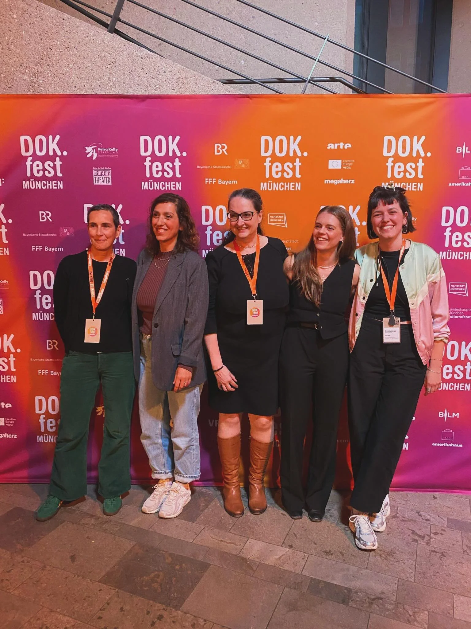Existenzgr&uuml;ndung to go &ndash; oder:  Wie ich in 8 Wochen eine queerfeministische Rechtsanwaltskanzlei gegr&uuml;ndet habe.

Was in Gr&uuml;ndungsratgebern selten steht:(die ich sowieso nicht gelesen habe 🤓, weil keine Zeit) 

* Man braucht ung