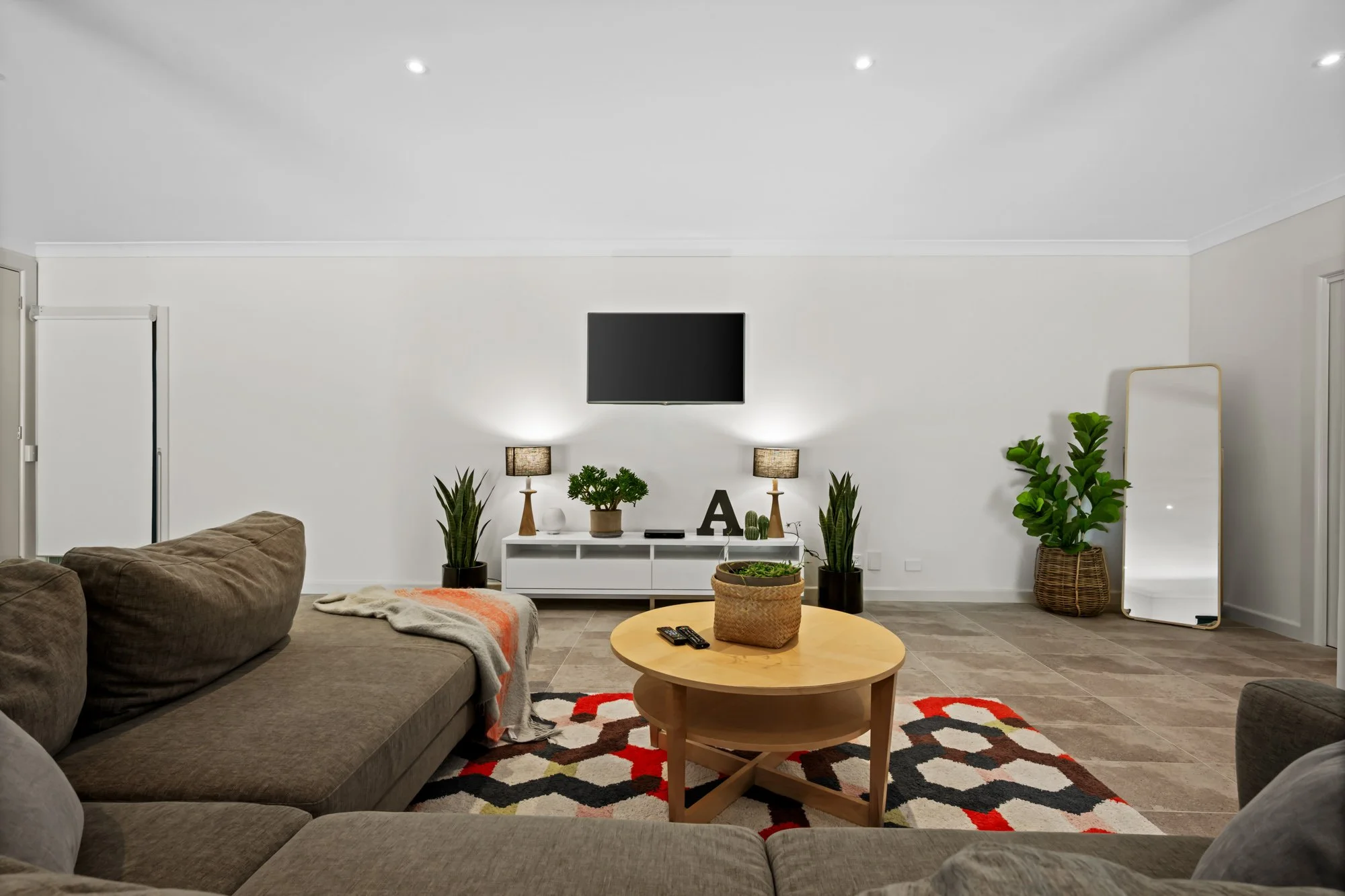 Andana_Unit_Lounge.jpg