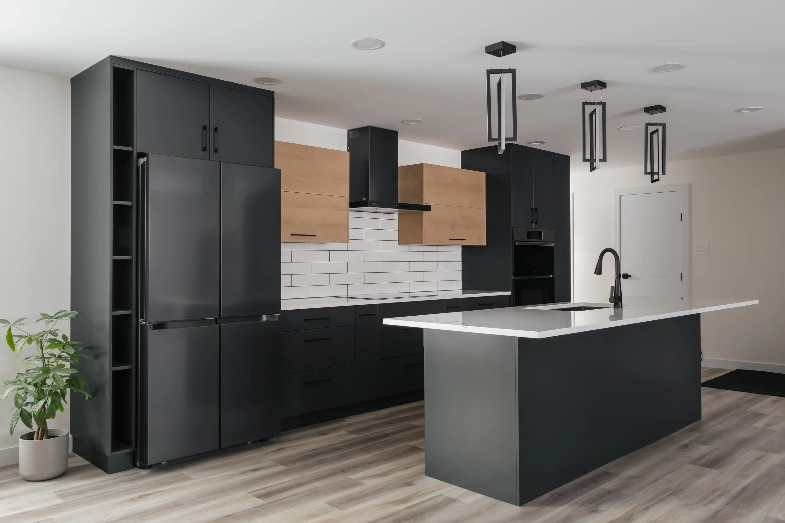 Noir Kitchen_Two30Nine(1).jpg