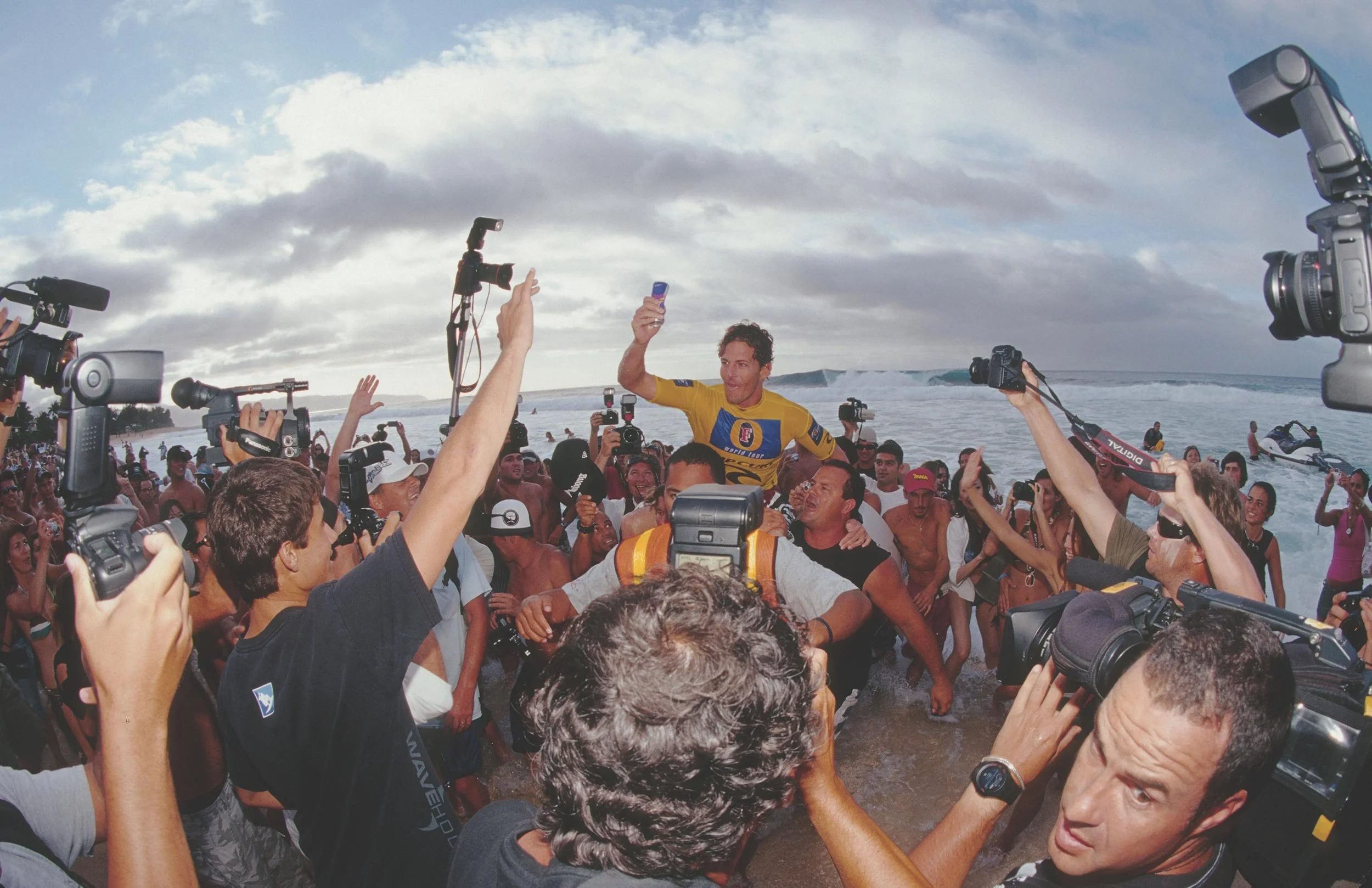 2002, Andy Irons, Pipe Masters, Oahu, Hawaii
