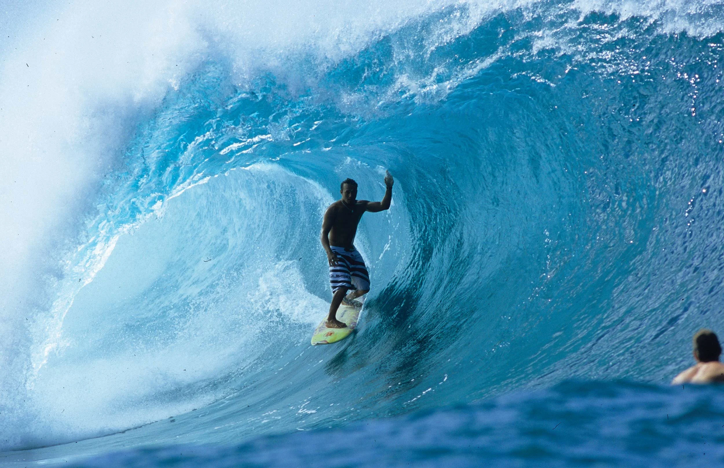 Fred Patacchia, Pipeline, Oahu, Hawaii
