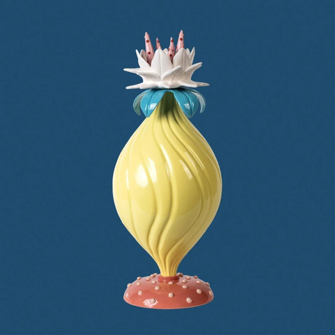 B-Loom is a precious collection of ceramic vases made in collaboration with @bitossihome and @funkytable_milano. They are specially made In Florence -Italy, where artisans work them manually one by one. Discover them all on paulacademartori.com 🐝⠀⠀⠀