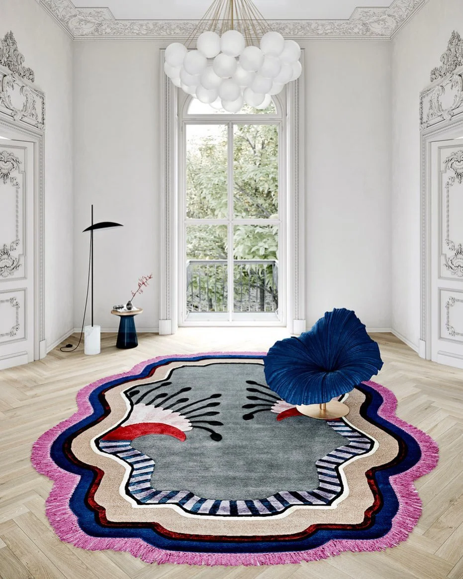 The Eclectic Yard - Limited Edition Capsule Collection
@illulian loves @paulacademartori 
🌈
We are proud to introduce you the first ever luxurious handmade fine rugs collection designed by Paula Cademartori for the Italian  maison. Illulian was foun