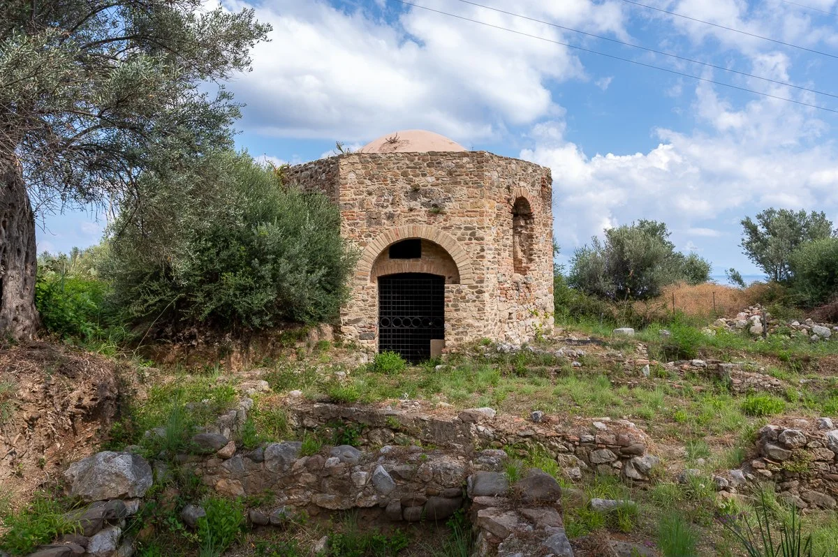 Il monastero basiliano di San Pietro di Deca presso Torrenova