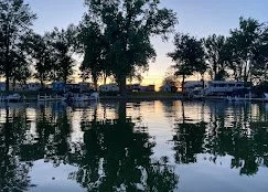 Tranquil waters of Silver Lake.jpg