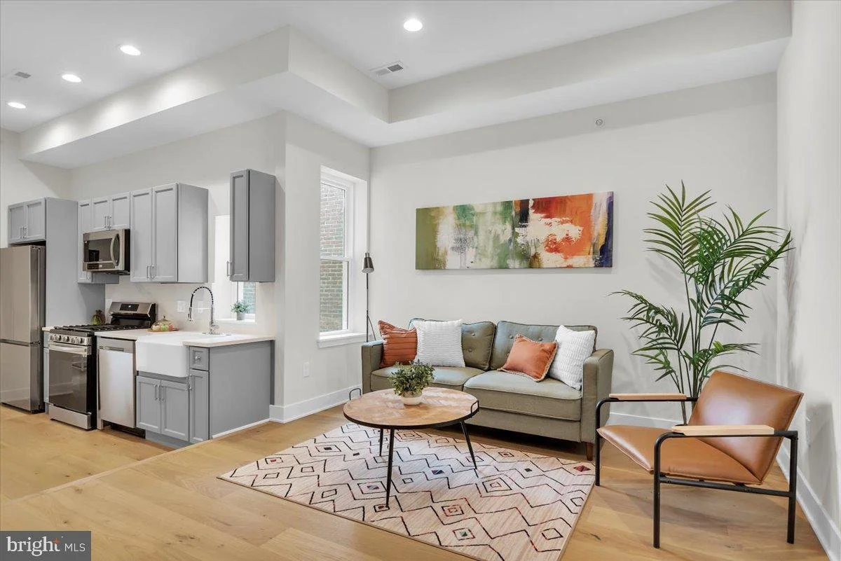 866 N 23rd St #3, Philadelphia, PA 19130