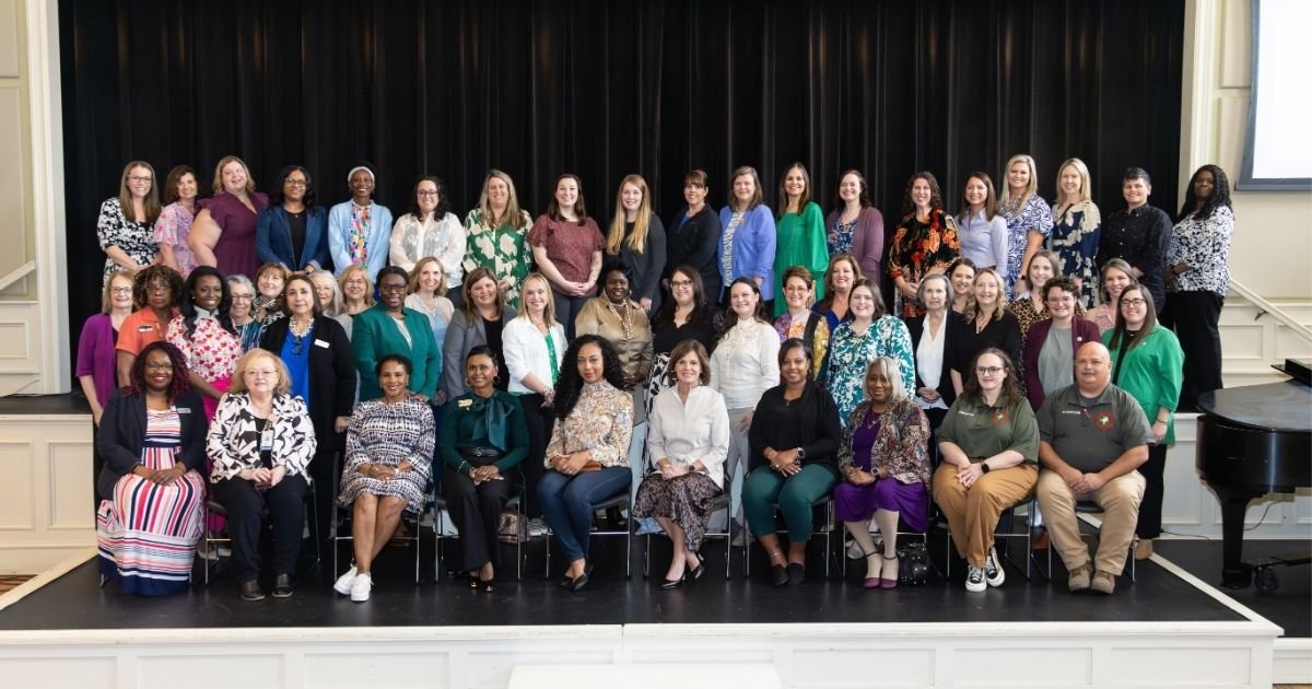Women Giving Together: 100 Women Who Care Awards $15,000 in Grants