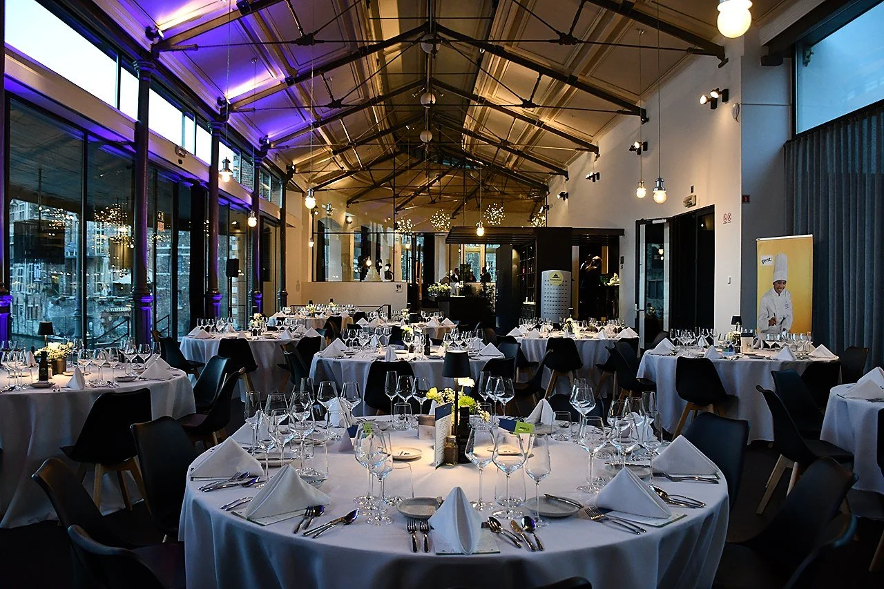 Elegant dining hall at EUHOFA Congress gala dinner.