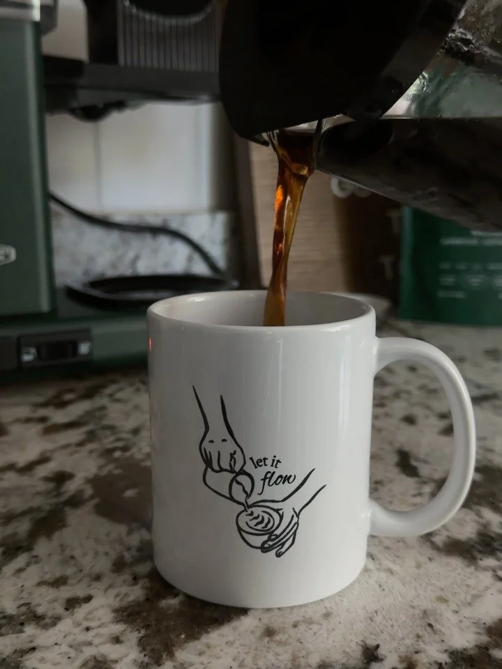 how I set my day up for success 
&mdash; a good cup of coffee, obvi :)
&mdash; journaling to connect with my thoughts 
&mdash; getting outside and morning sun 🌞 
&mdash; nourishing my body 
overall, just easing into the day. spending time nourishing