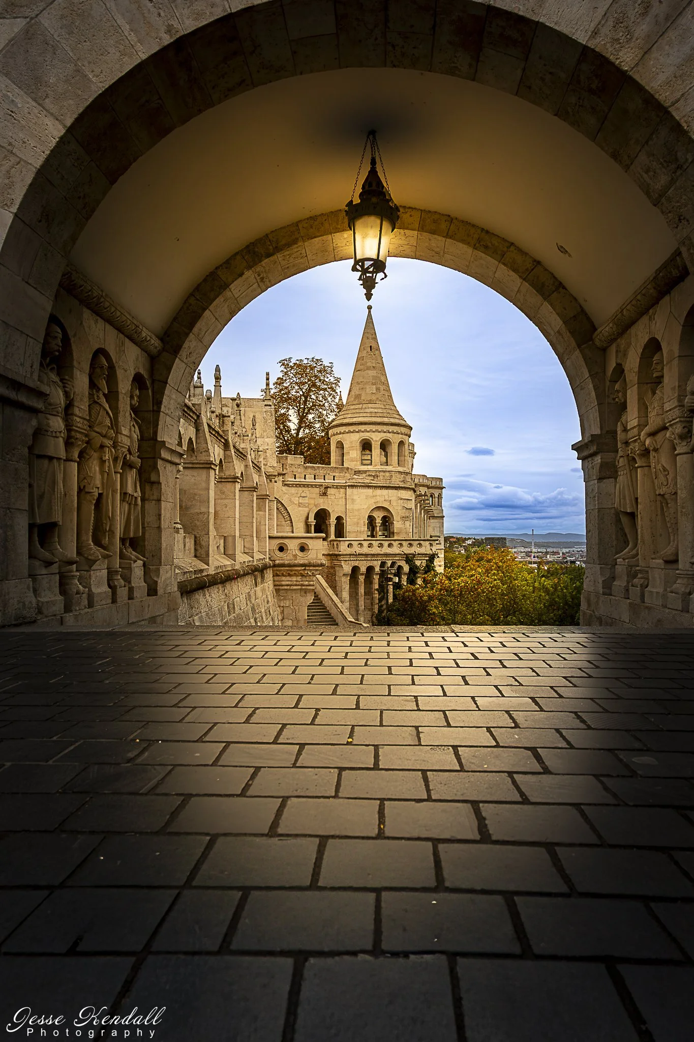 Kendall - Fishermans Bastian Budapest-9890.jpg