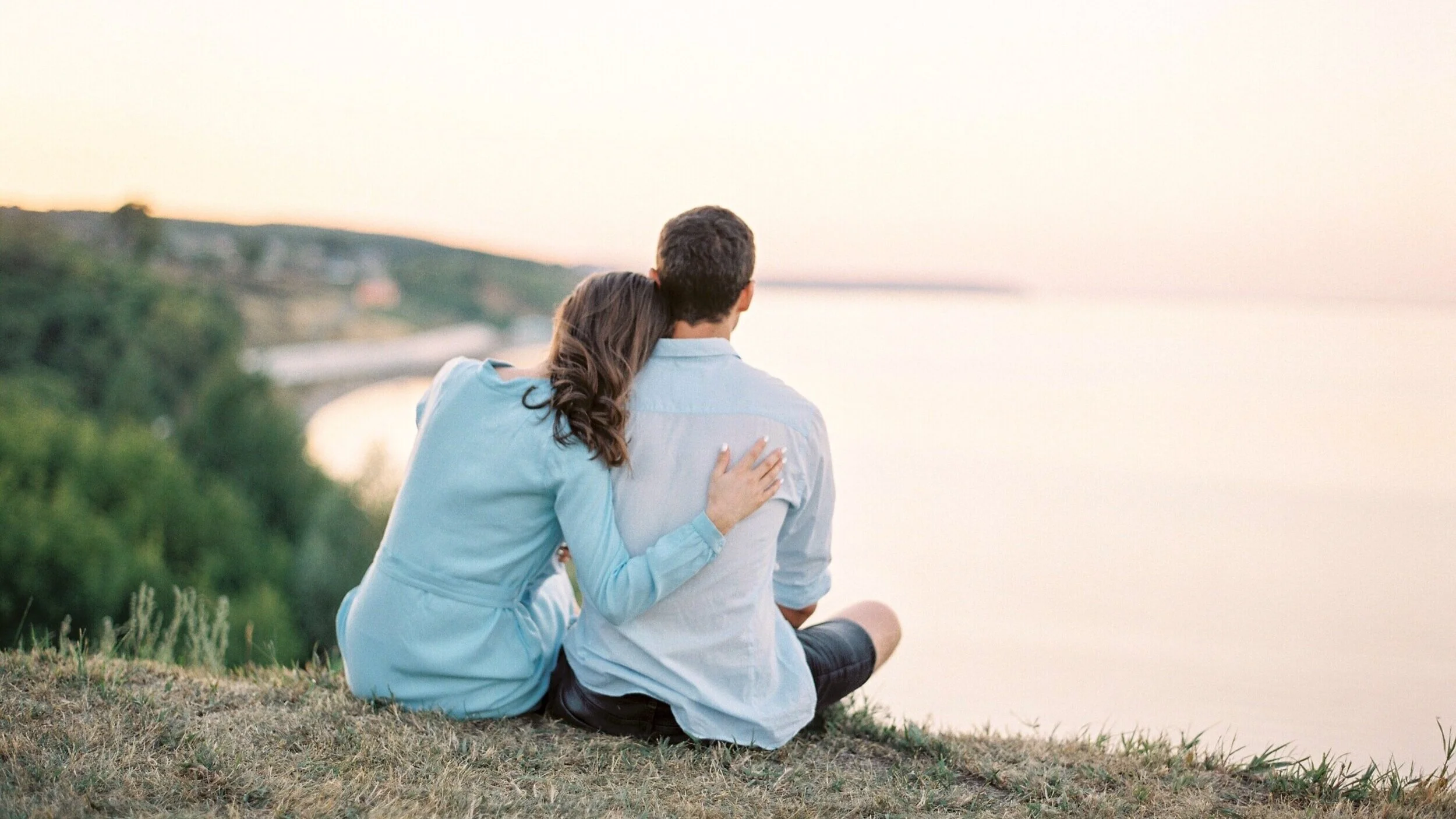 couple_t20_nRVKWR.jpg