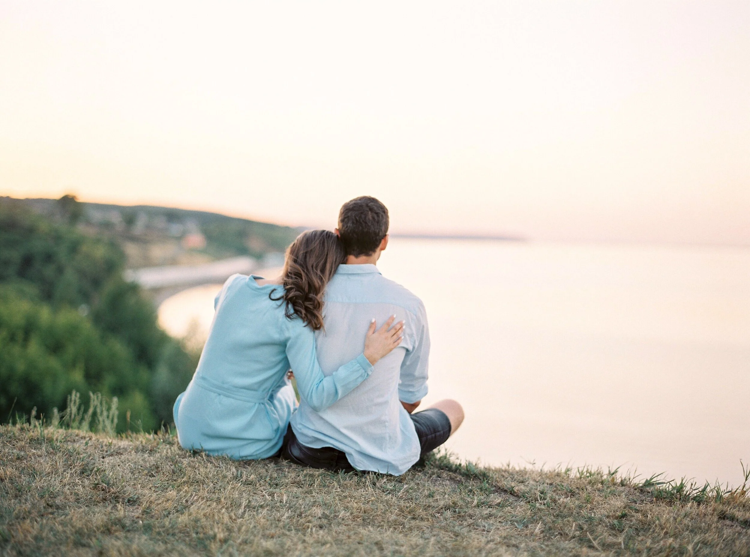 couple_t20_nRVKWR.jpg