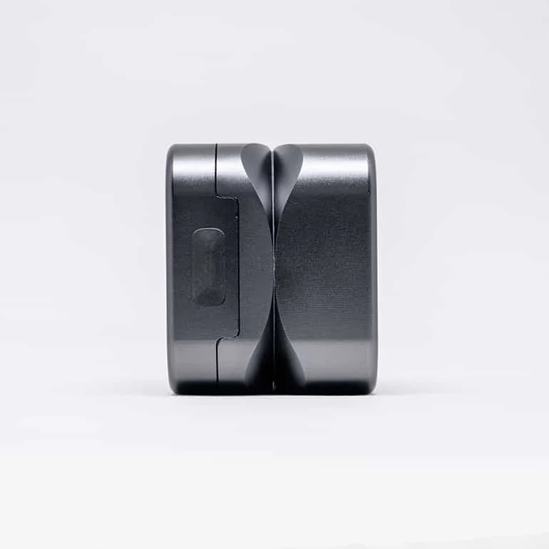 Krush-Kube-3-Dry-Herb-Grinder-Grey-8.jpg