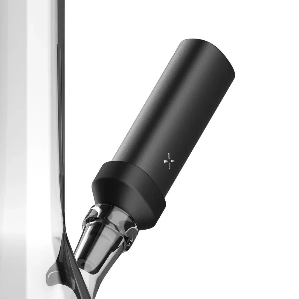 PAX_Water_Pipe_Adapter_2_in_use_02.jpg