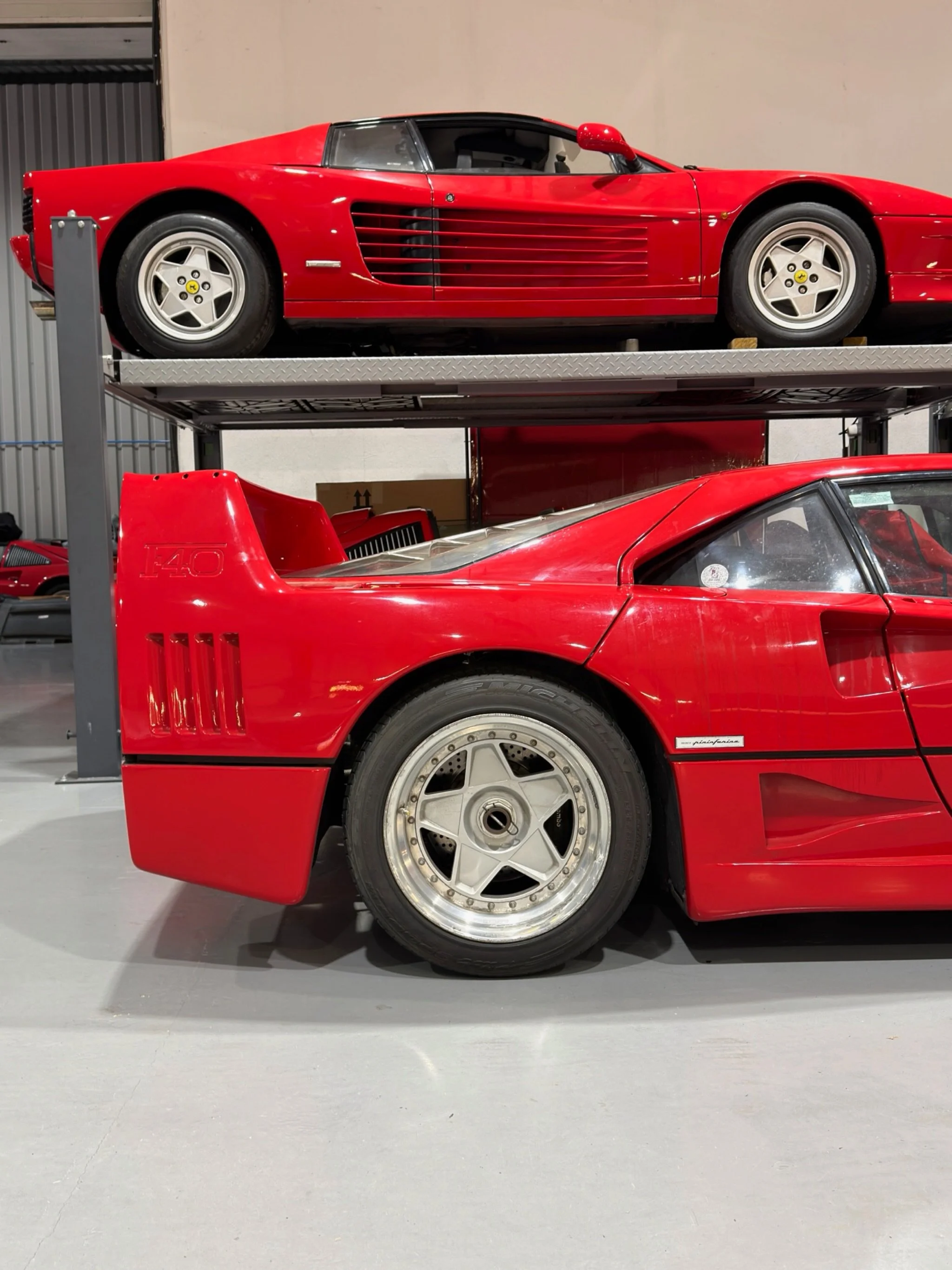 Just a glimpse&hellip; but enough to know exactly what it is. The Ferrari F40 an icon, a favourite, and a car that never needs an introduction.

#FerrariF40 #FerrariLegend #ClassicFerrari #RardleysFerraris #SupercarIcon