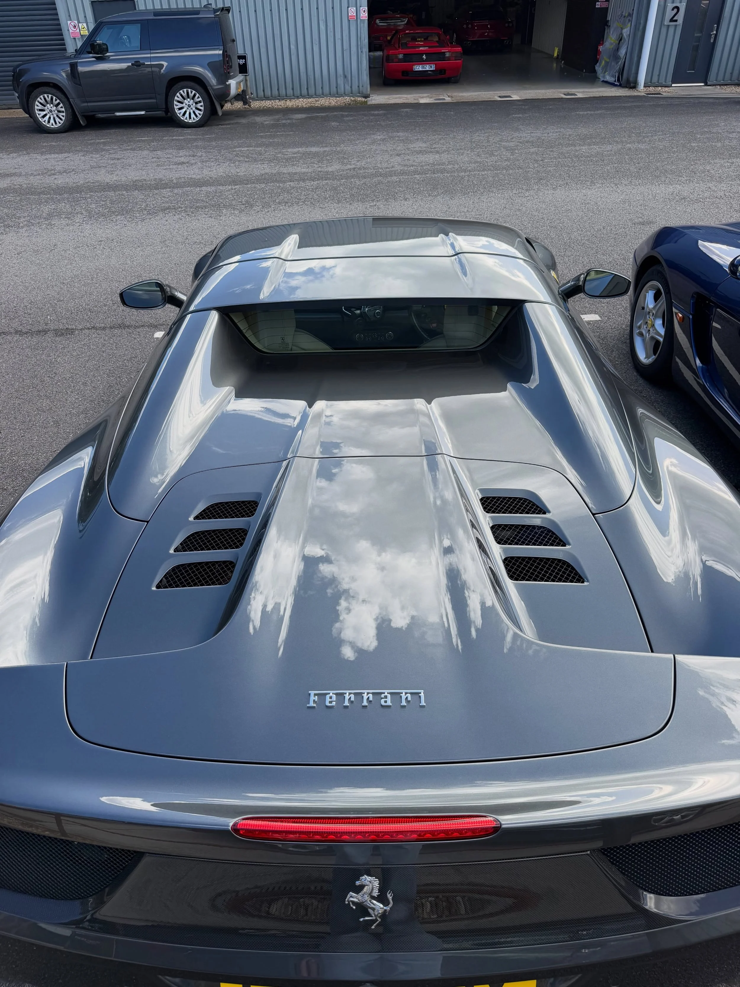 Guess the car! ⤵️

#ferrari #luxurycars #luxurylifestyle #classic #rardleymotors