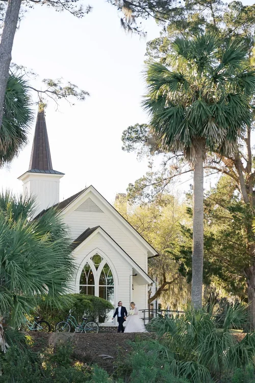aj_palmettobluff_wedding_elizabethlanier_BGportraits-79.webp