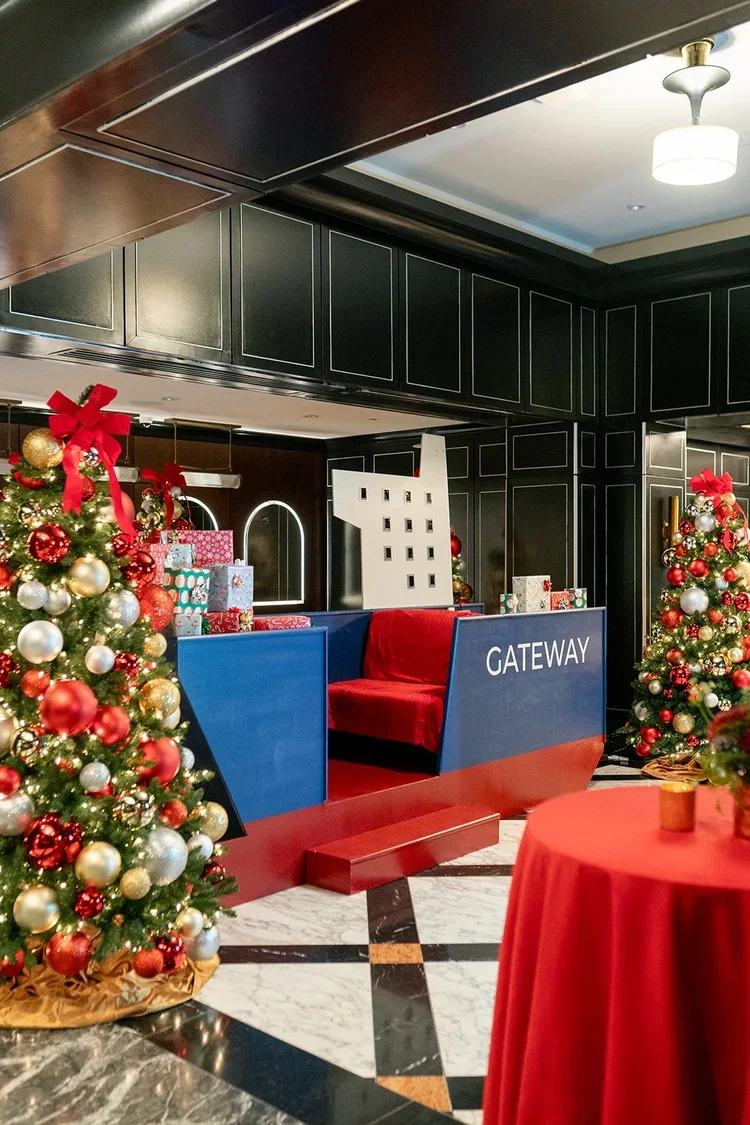 Gateway-Terminals-2025-Holiday-Details-062 (1).webp