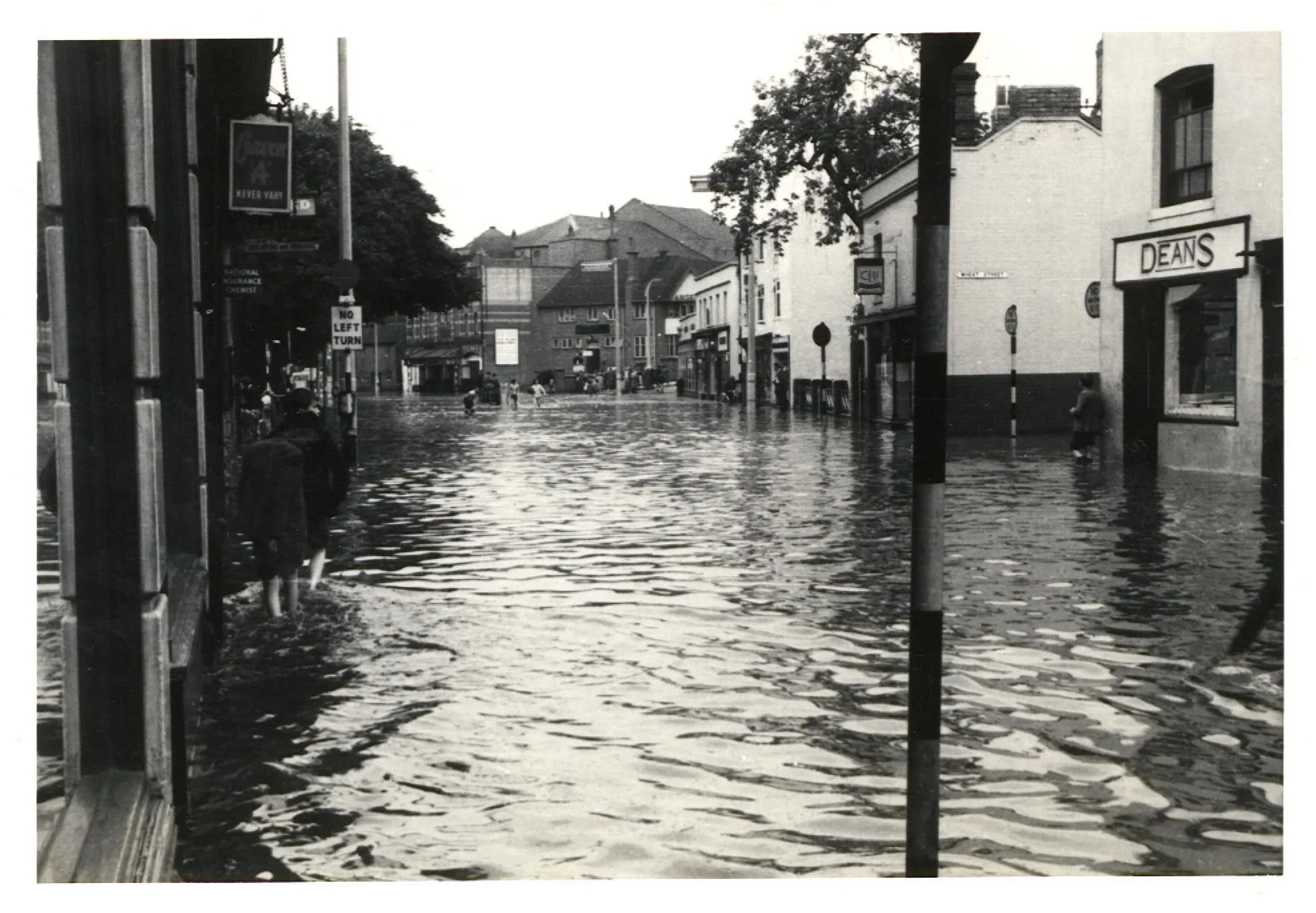 Another flood photo. This is Church Street looking towards Leicester Road. Next to Deans is Wheat Street, which is now the exit for traffic using Justice Walk and at the centre of the photo is the old Hippodrome Theatre. The Hippodrome was demolished