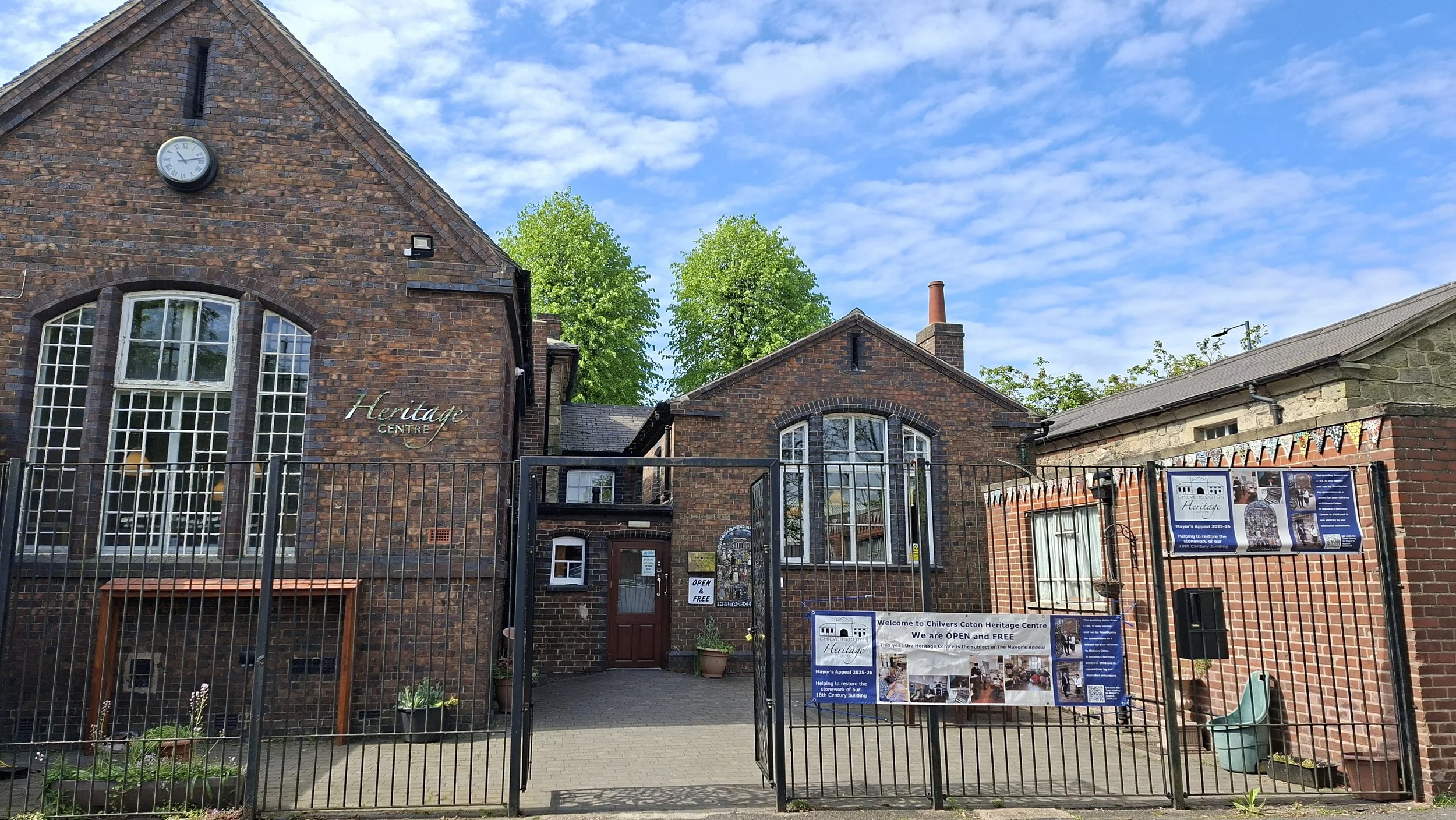 nuneaton heritage centre front of building