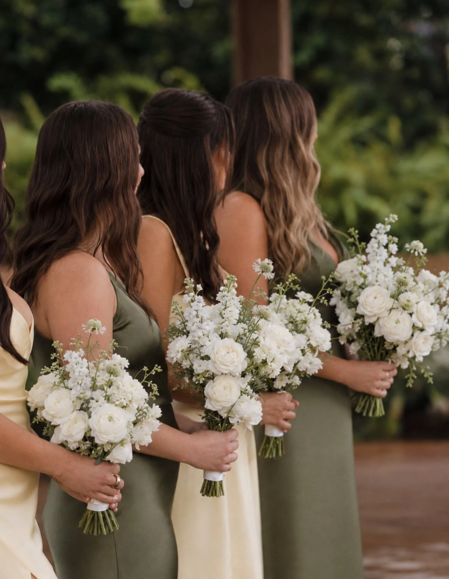 Before him there was them🤍 A moment for your besties🌼 

Photography: @ashgabes_photography 
Videography and Content: @epiceventsstudios
Venue: @thesecretgardenrsf
Florals: @islaflorco
Coordination: @epiceventsco
Makeup: @salonandbridal
Hair: @style