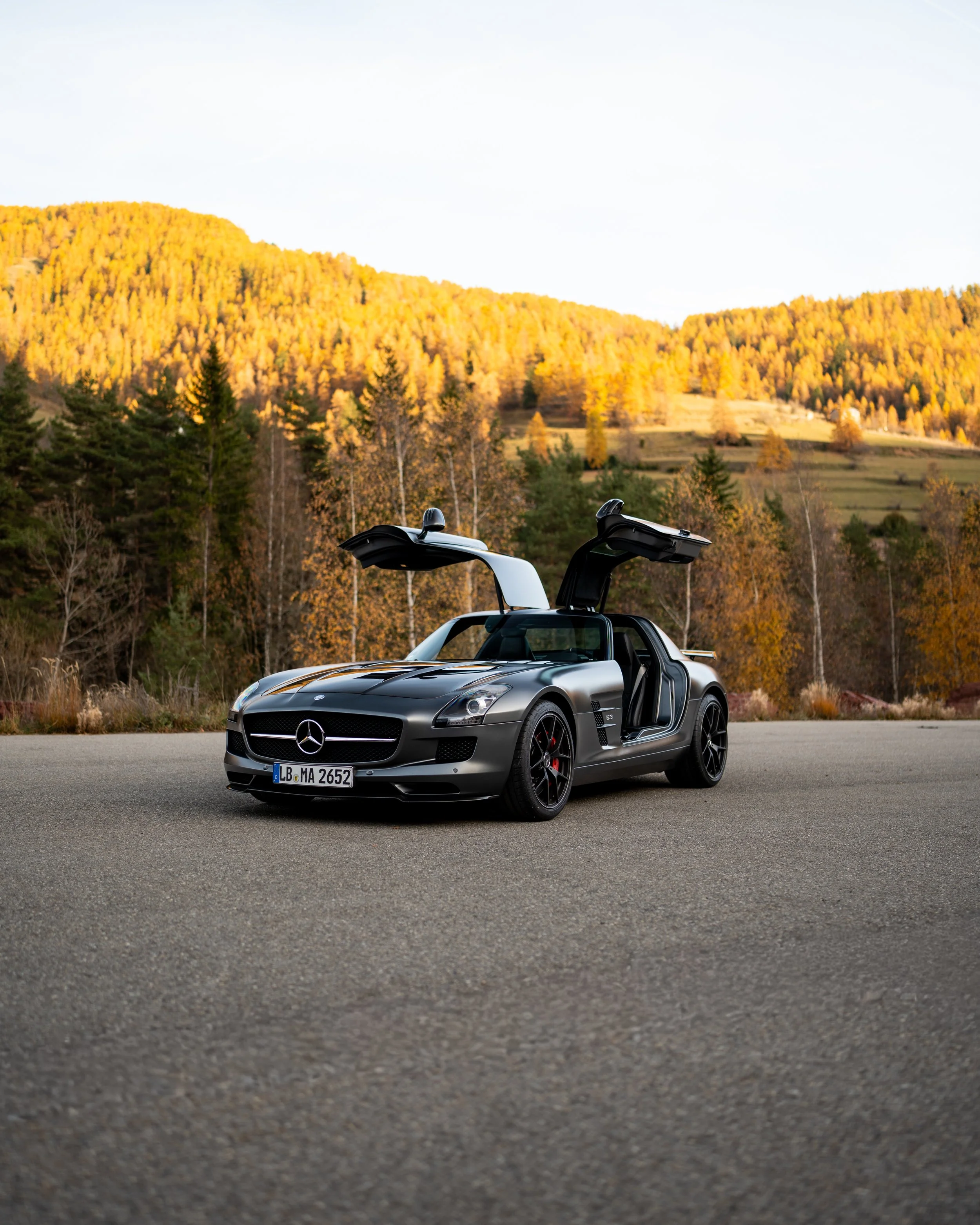 20251118_Banauten_Mercedes-AMG_RawDrives_NikoFrielitz-40.jpg