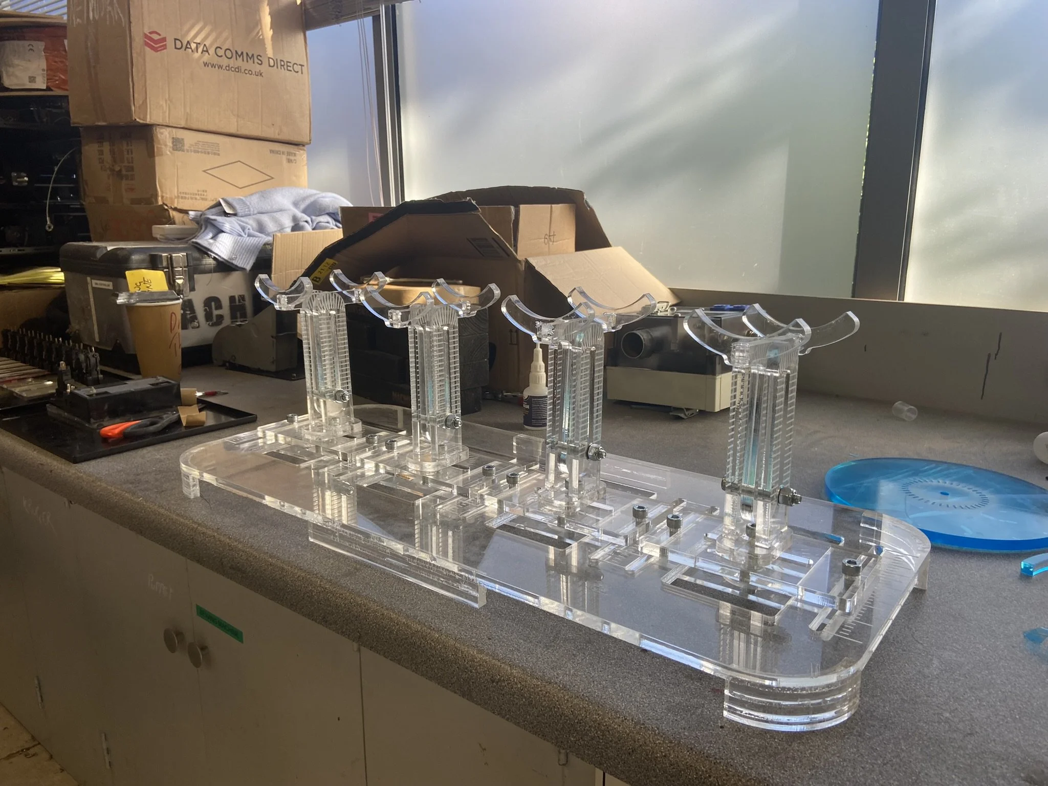 Moet & Chandon - Bottle Support Rig